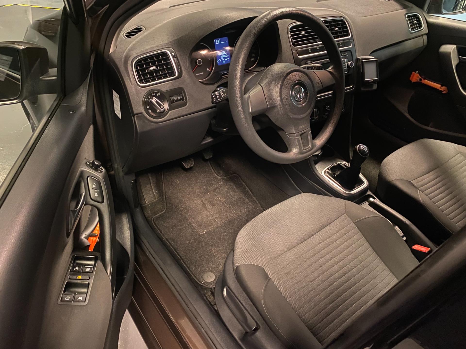 volkswagen-polo-image6.jpg