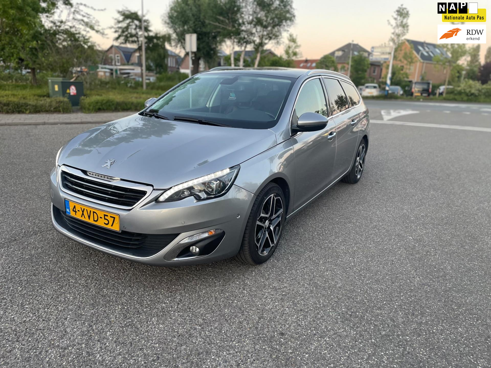 660680153/peugeot-308-image1.jpg