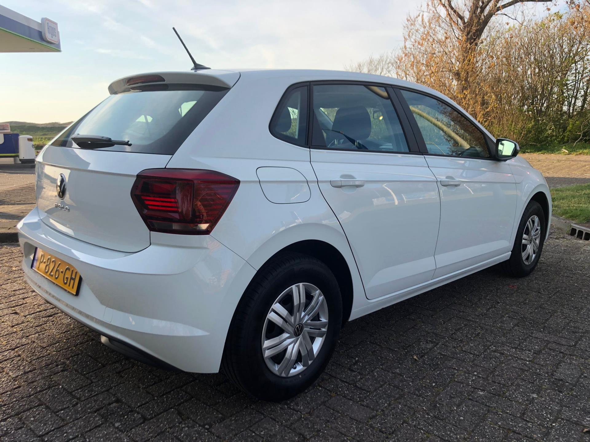 volkswagen-polo-image3.jpg