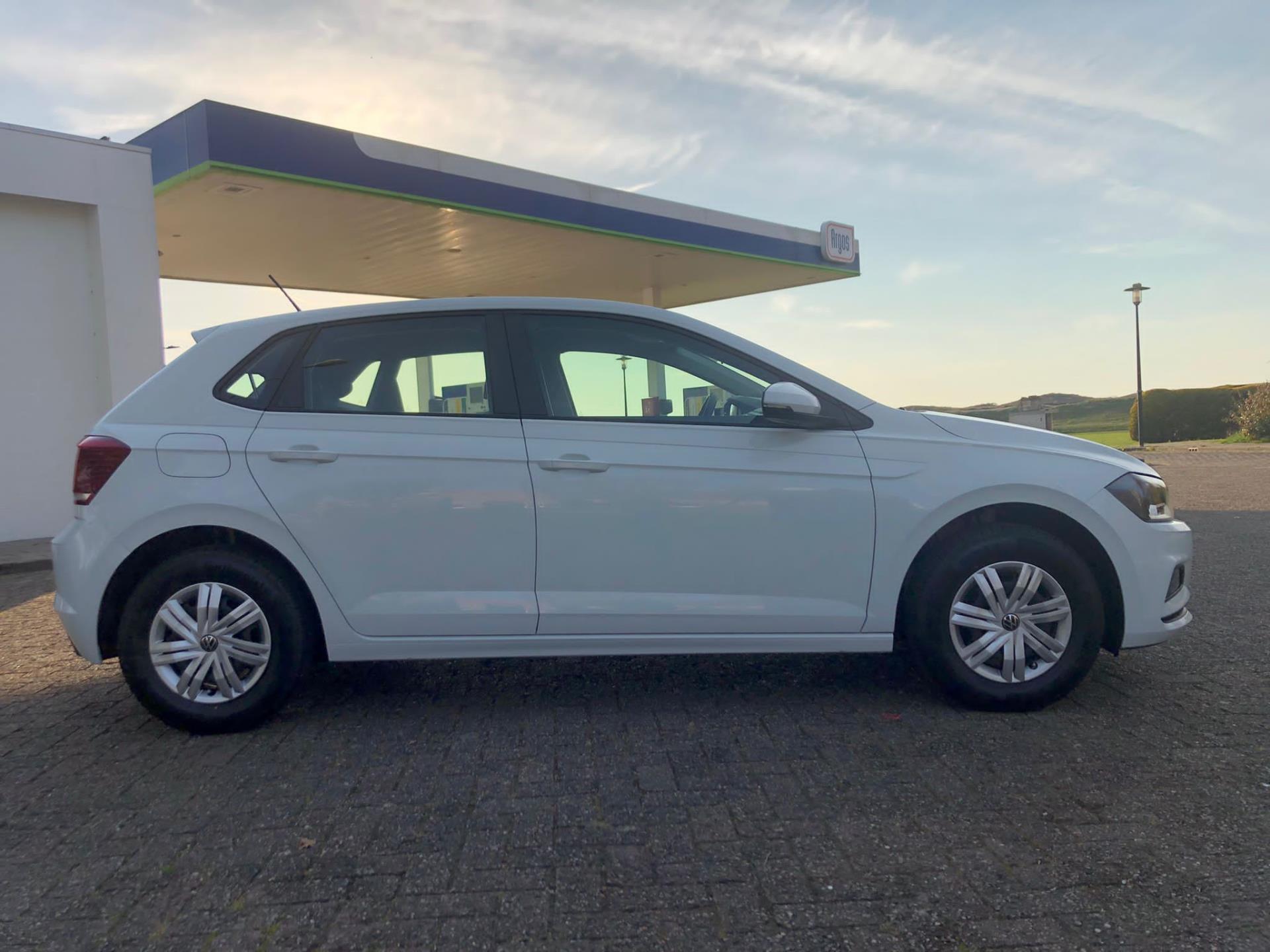volkswagen-polo-image8.jpg