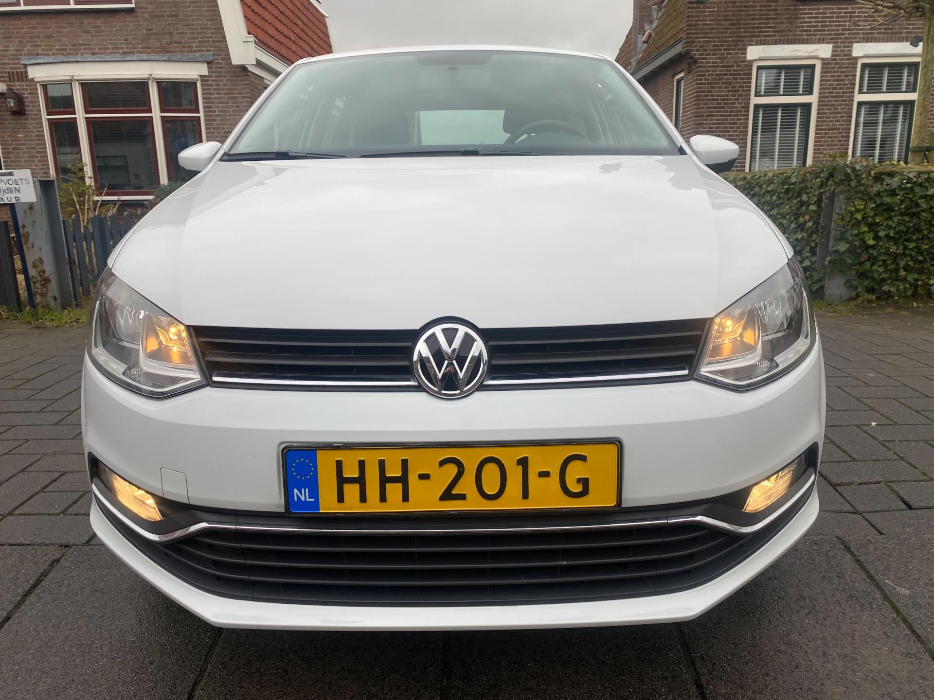 volkswagen-polo-image7.jpg
