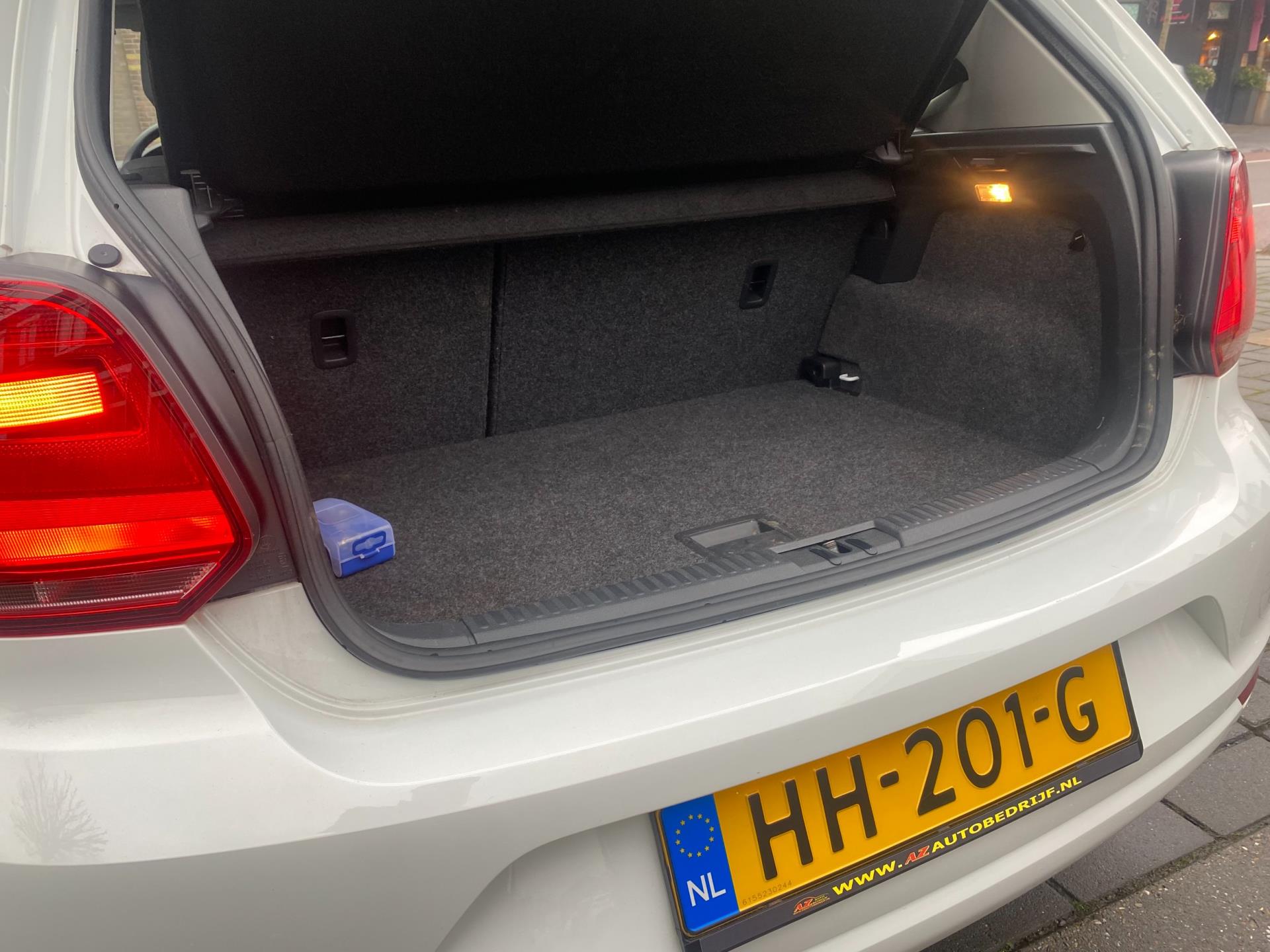 volkswagen-polo-image9.jpg