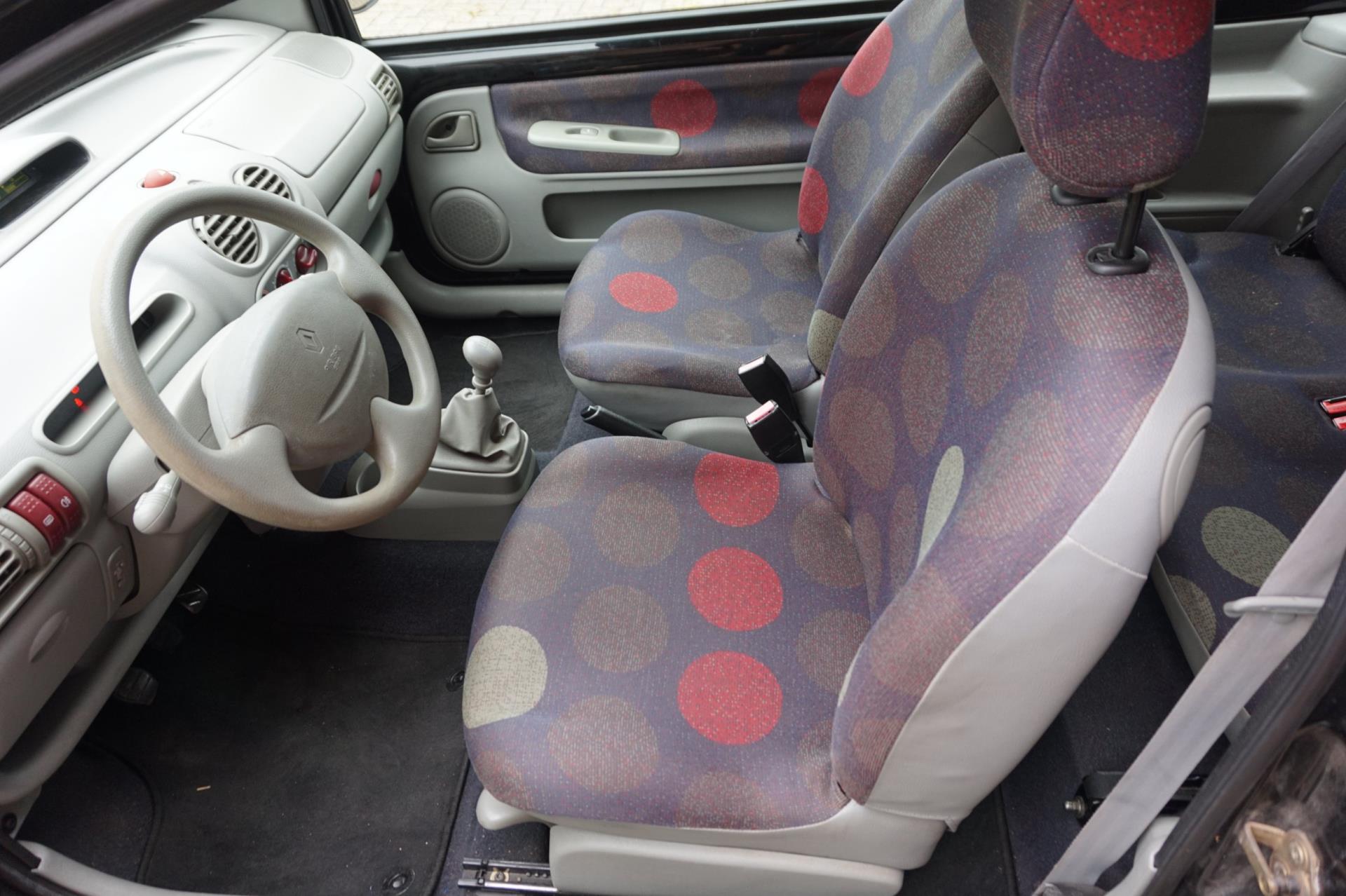 renault-twingo-image7.jpg
