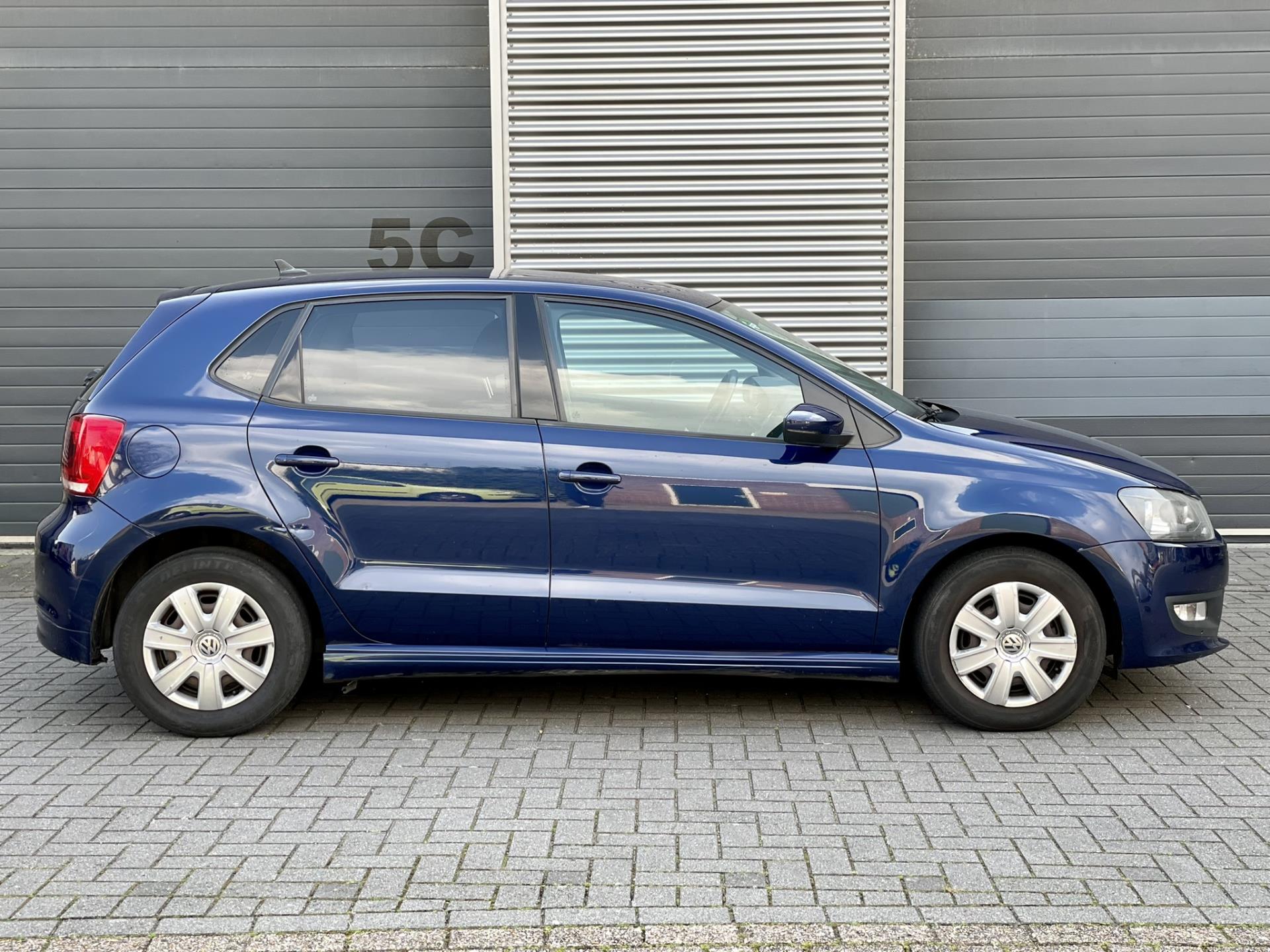 volkswagen-polo-image5.jpg