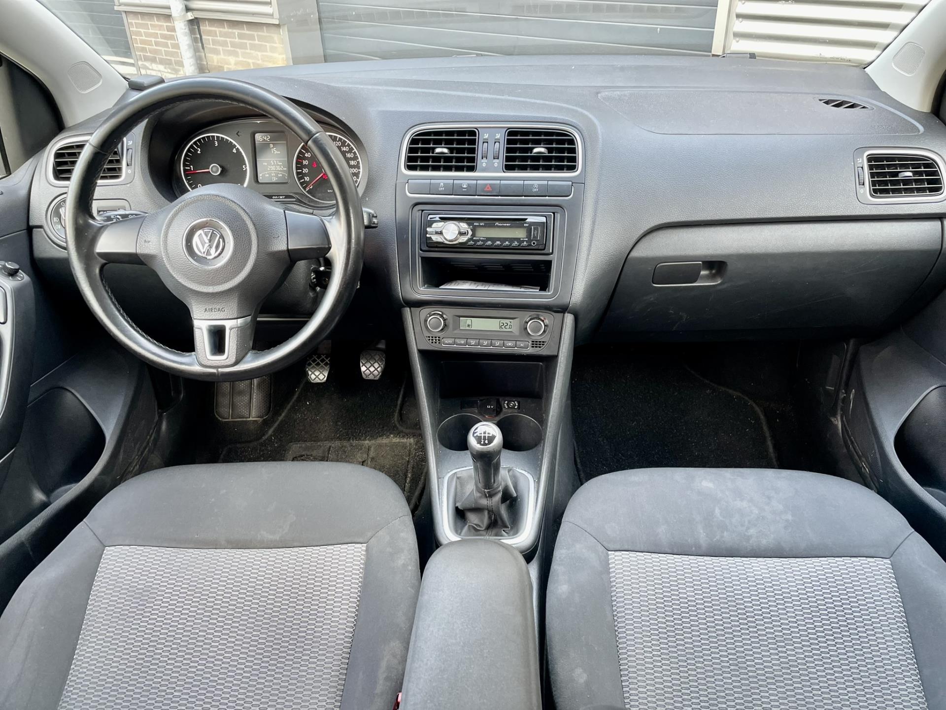 volkswagen-polo-image8.jpg