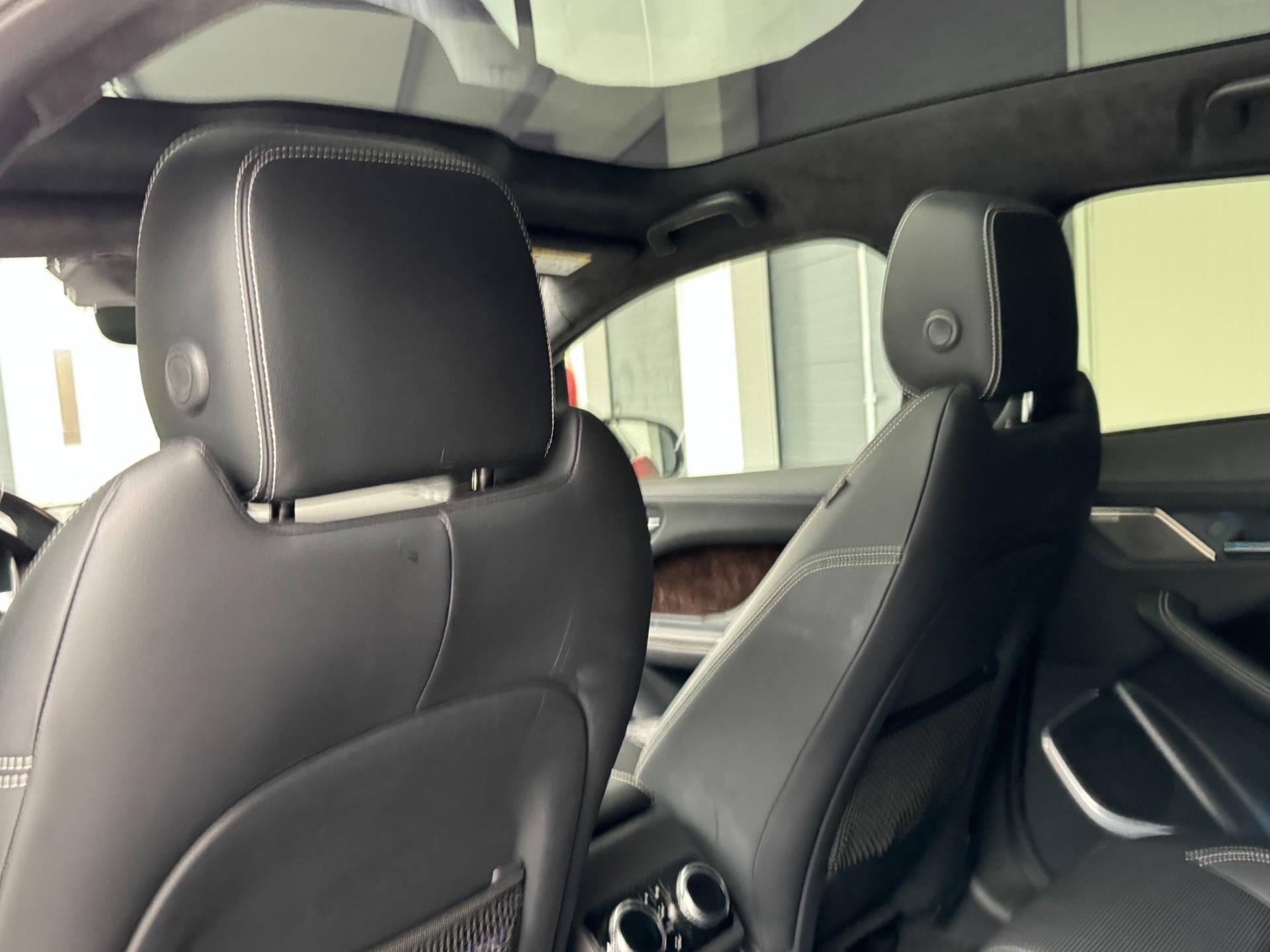 jaguar-i-pace-image7.jpg