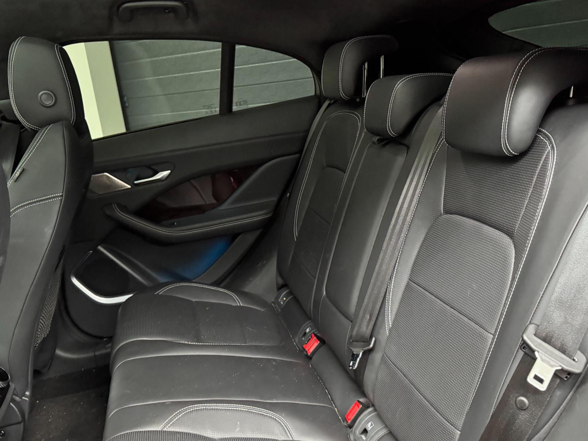 jaguar-i-pace-image9.jpg