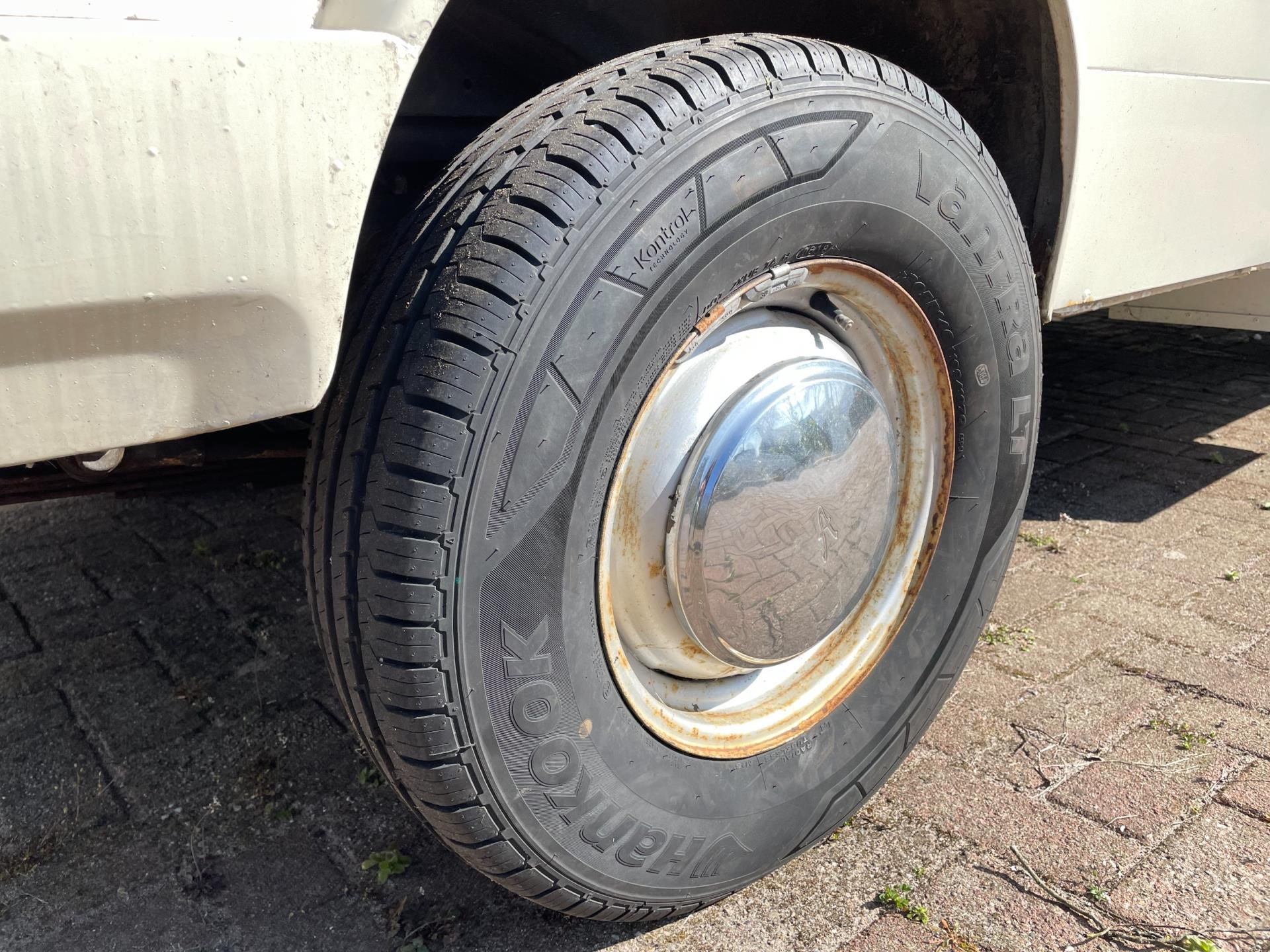 leyland--image7.jpg