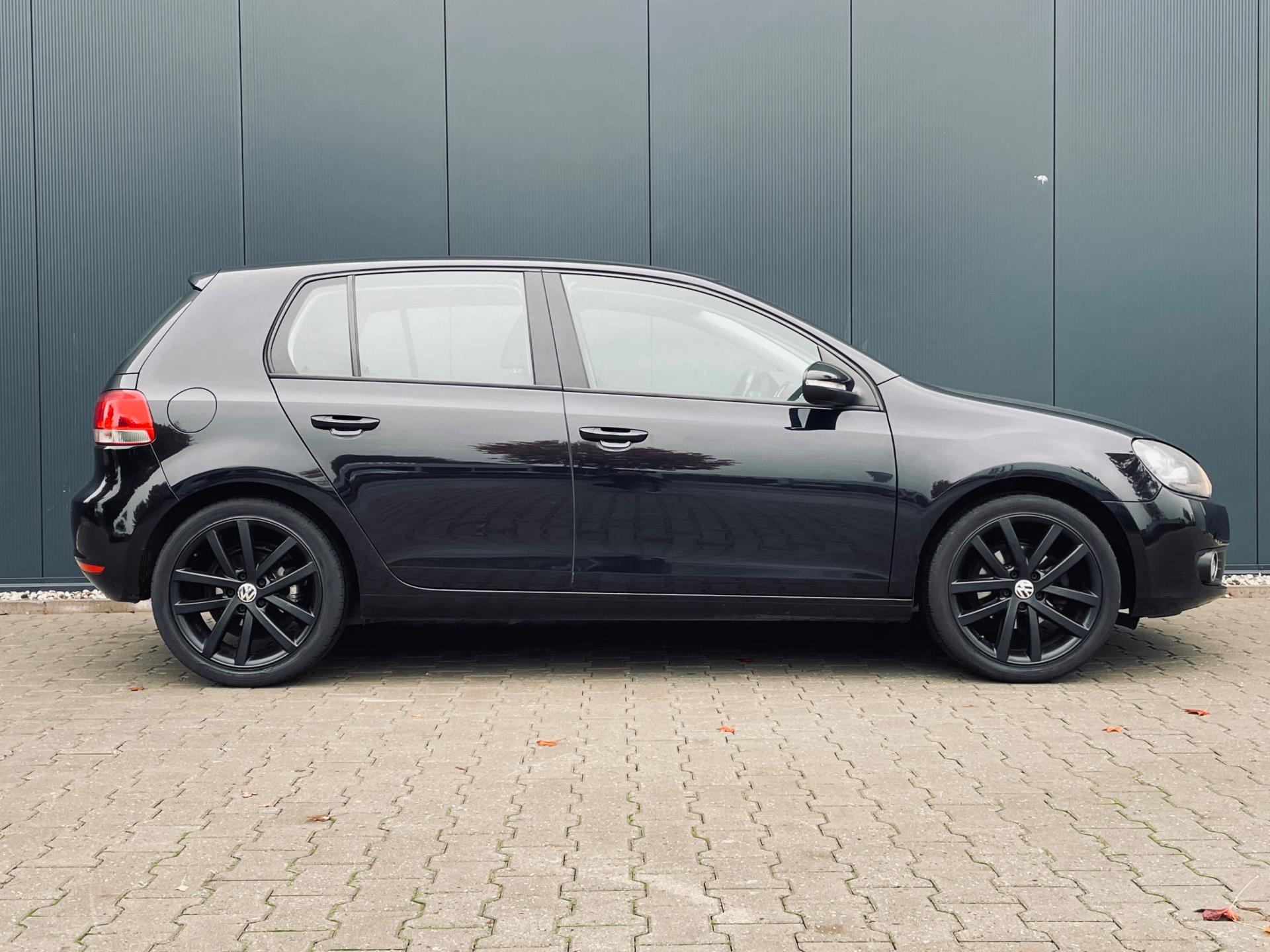 volkswagen-golf-image5.jpg