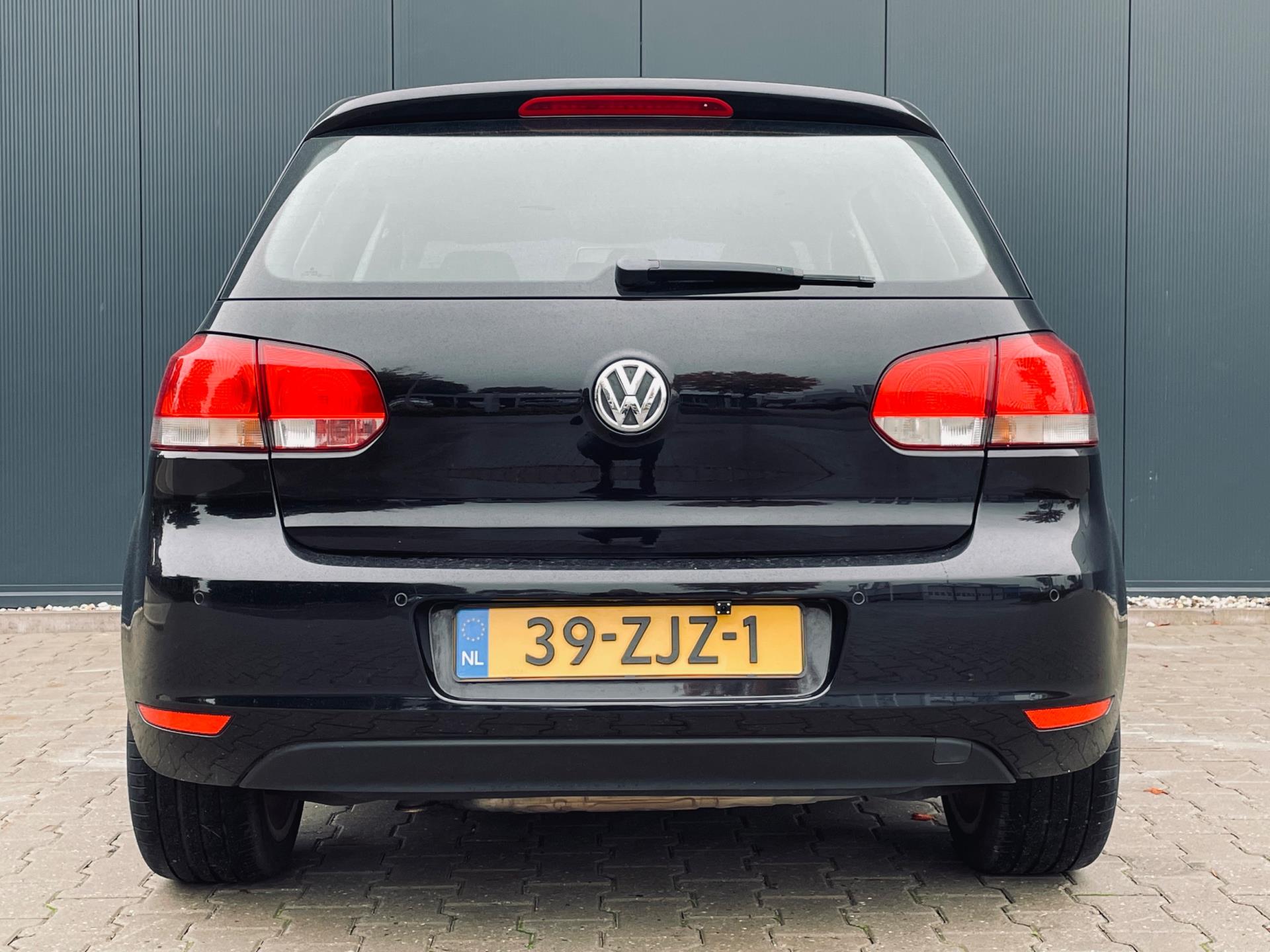volkswagen-golf-image7.jpg