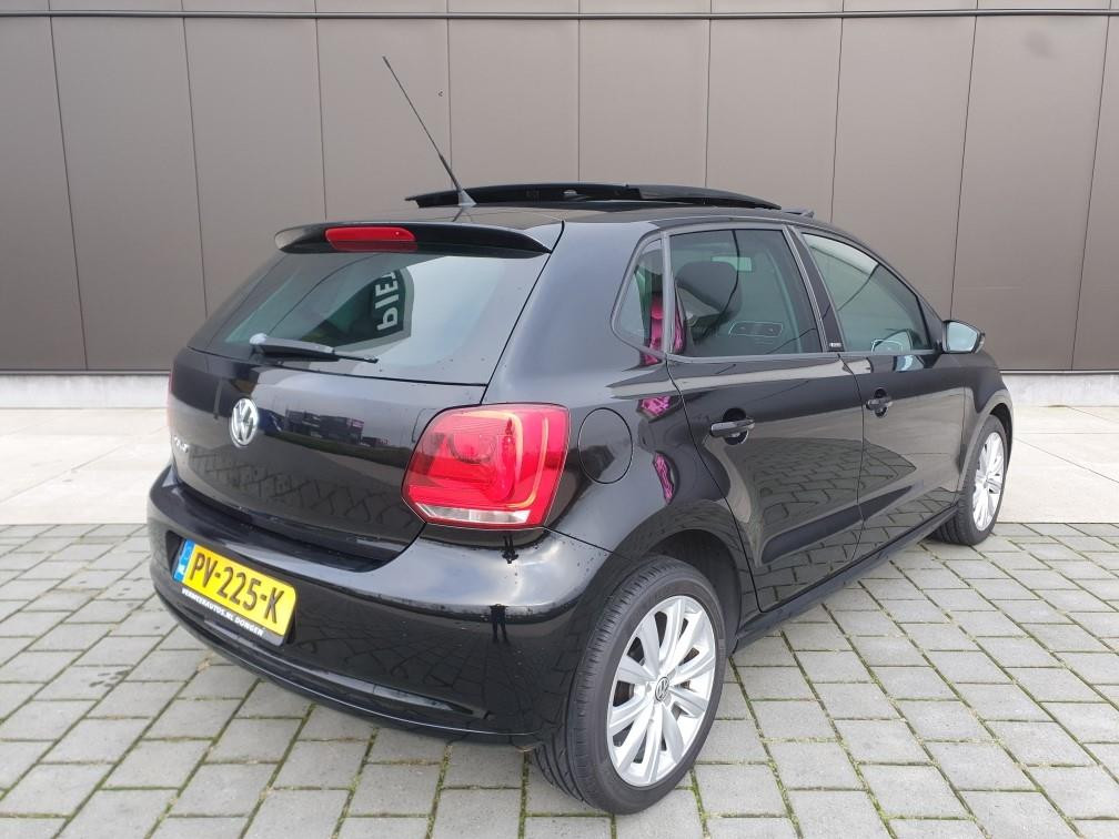 volkswagen-polo-image2.jpg