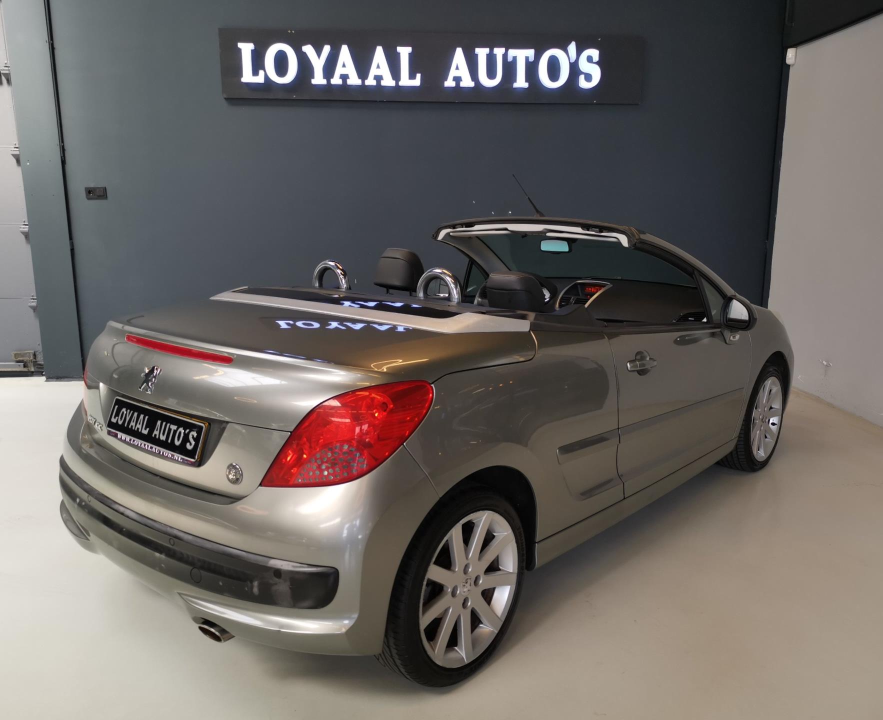 peugeot-207-image10.jpg