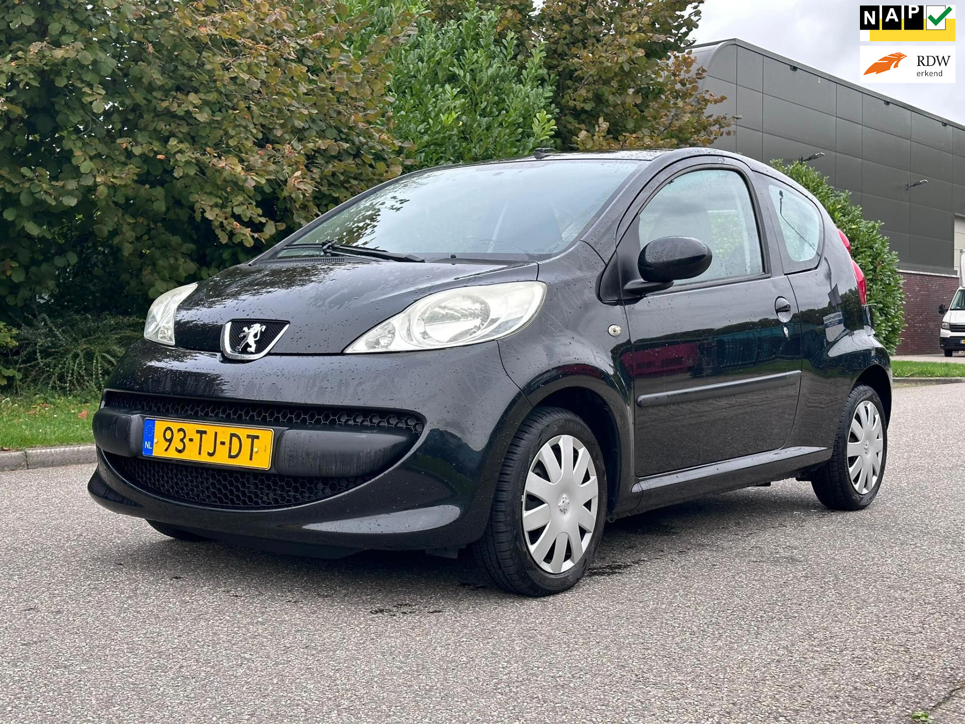 674249163/peugeot-107-image1.jpg