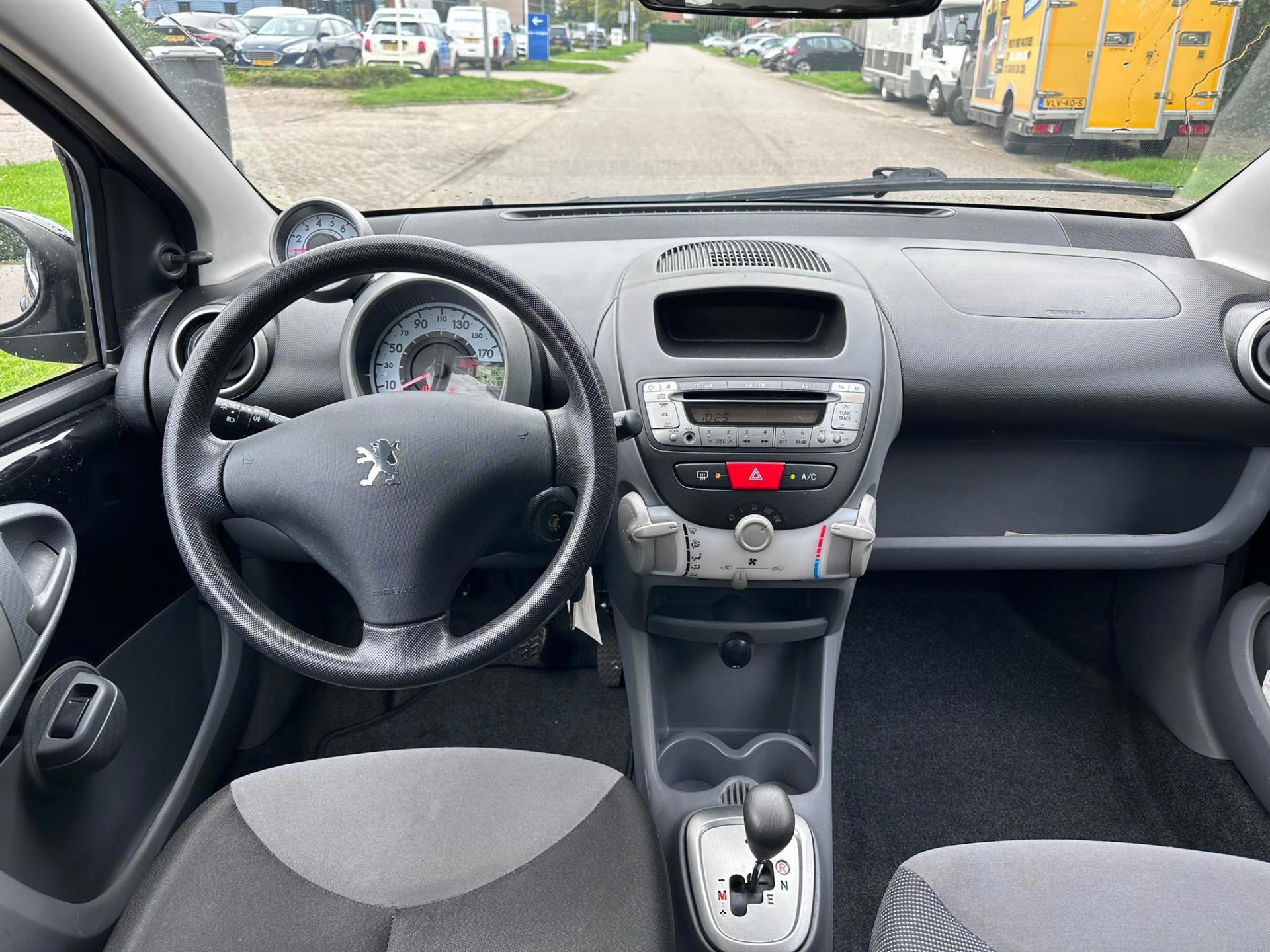 peugeot-107-image4.jpg