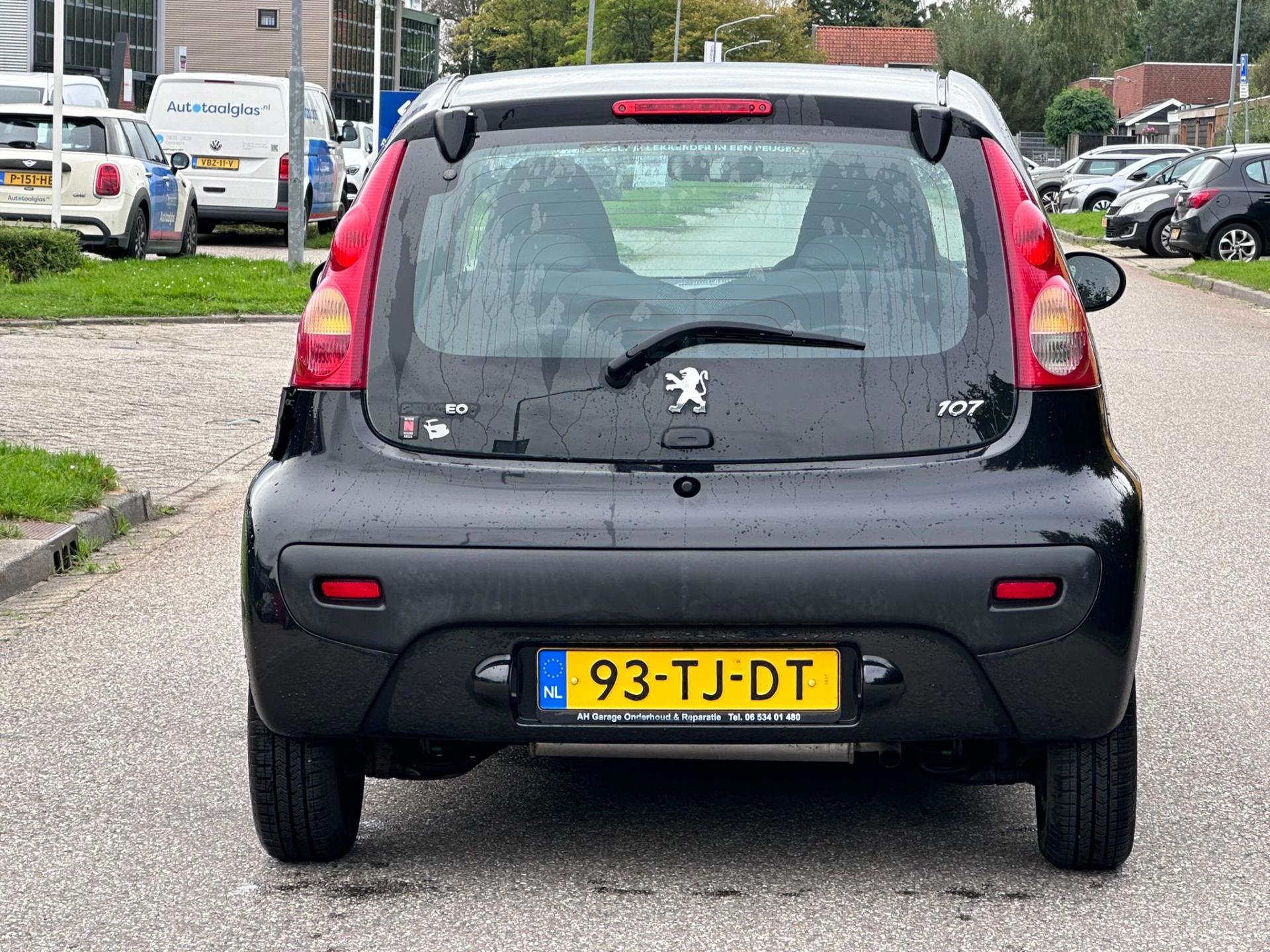 peugeot-107-image9.jpg