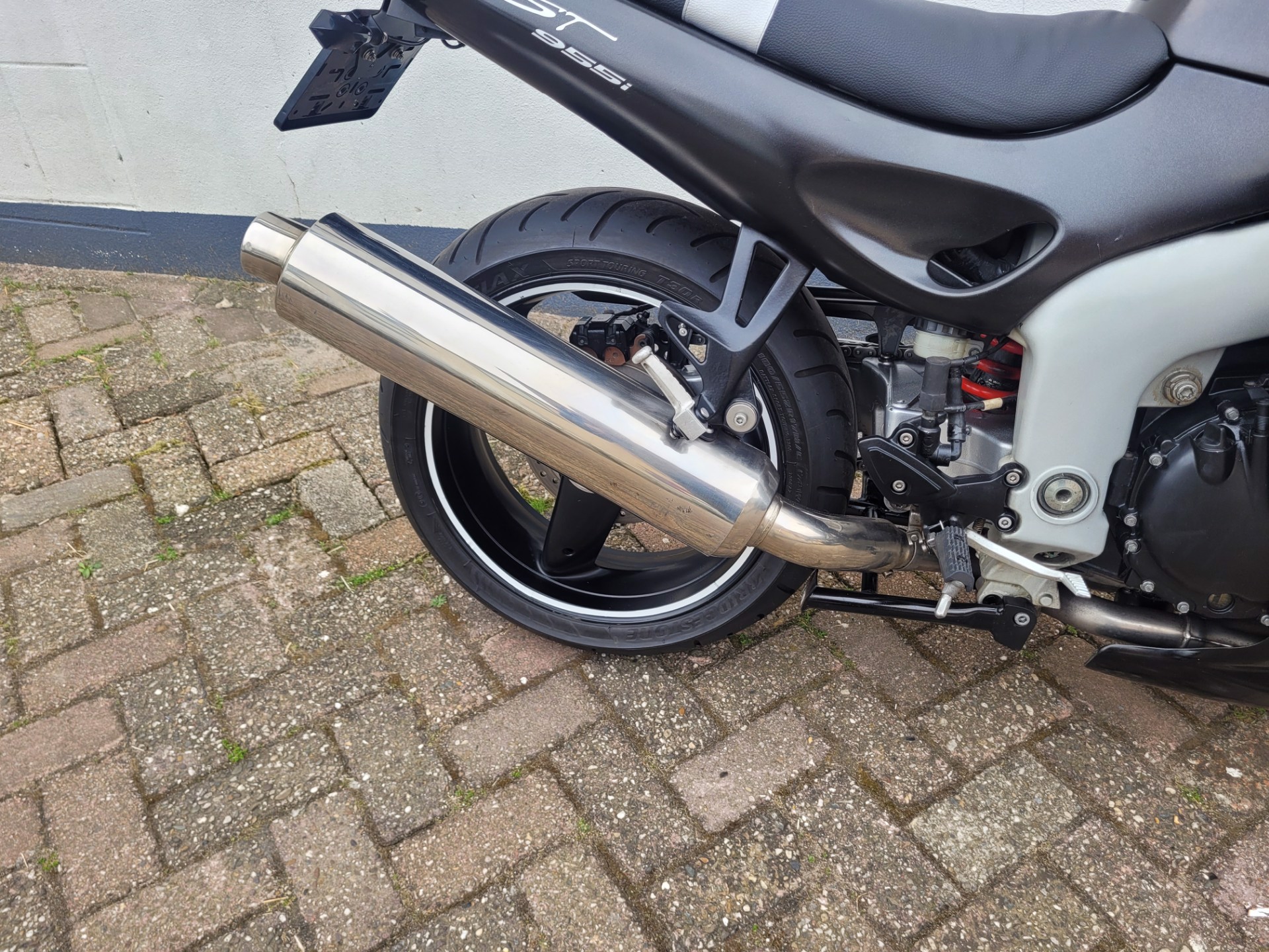 triumph--image7.jpg