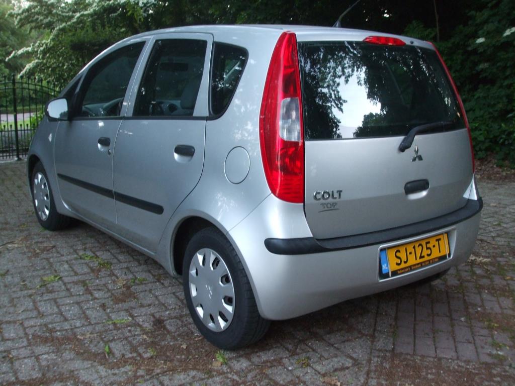 mitsubishi-colt-image2.jpg