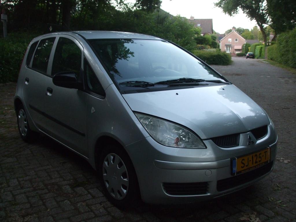 mitsubishi-colt-image4.jpg