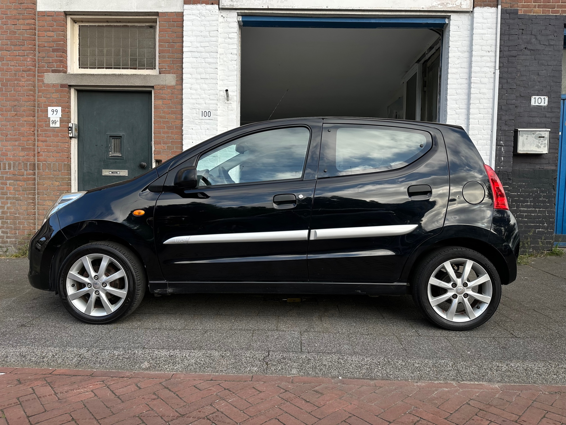suzuki-alto-image2.jpg