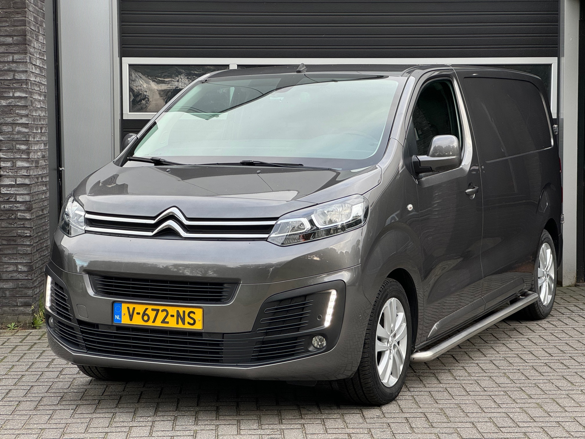 678681152/citroen-jumpy-image1.jpg