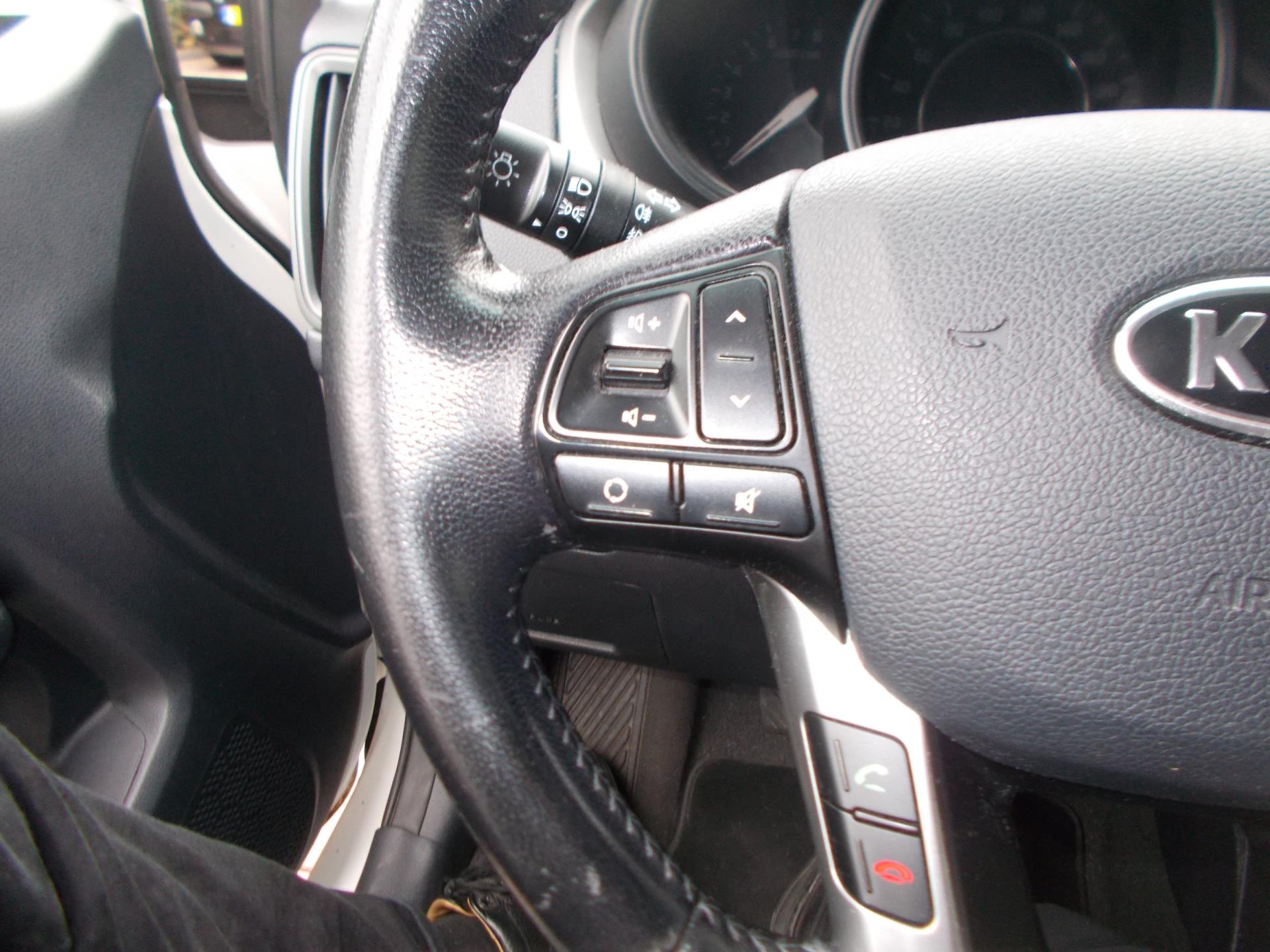kia-rio-image7.jpg