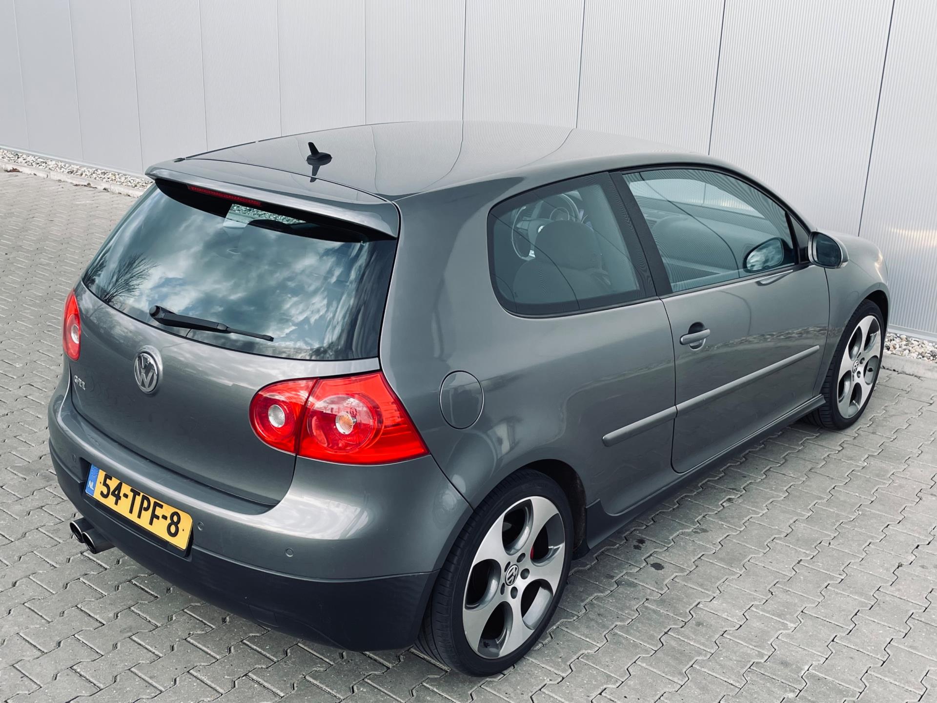 volkswagen-golf-image10.jpg