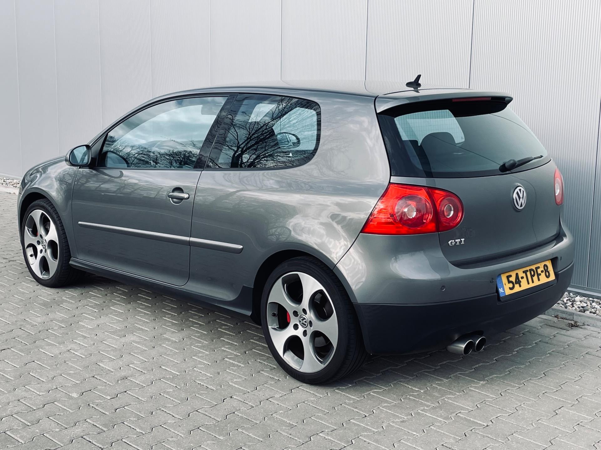 volkswagen-golf-image3.jpg