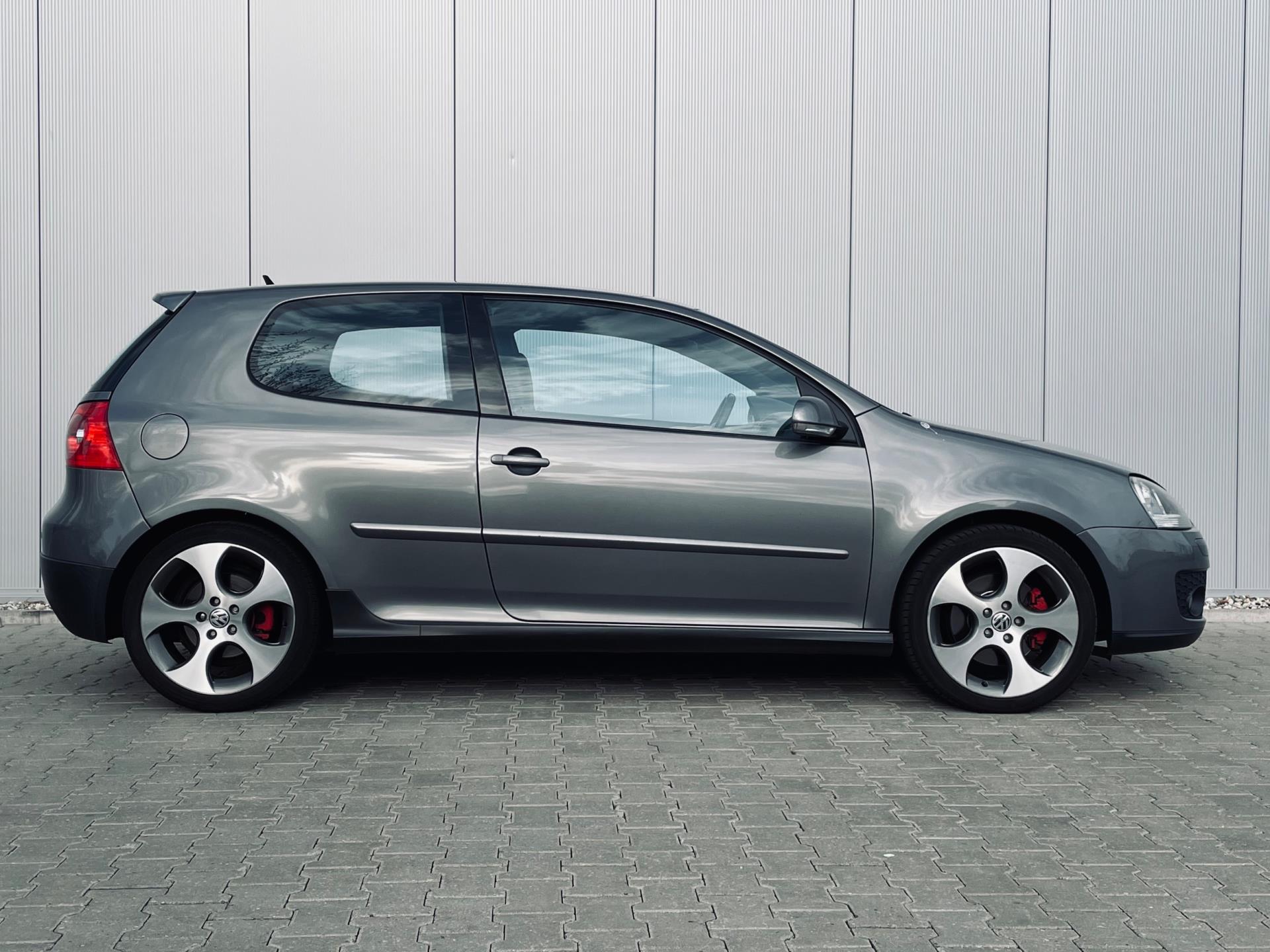 volkswagen-golf-image5.jpg