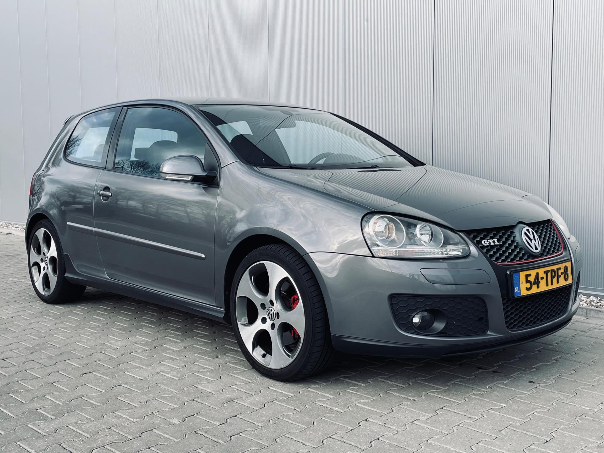 volkswagen-golf-image7.jpg