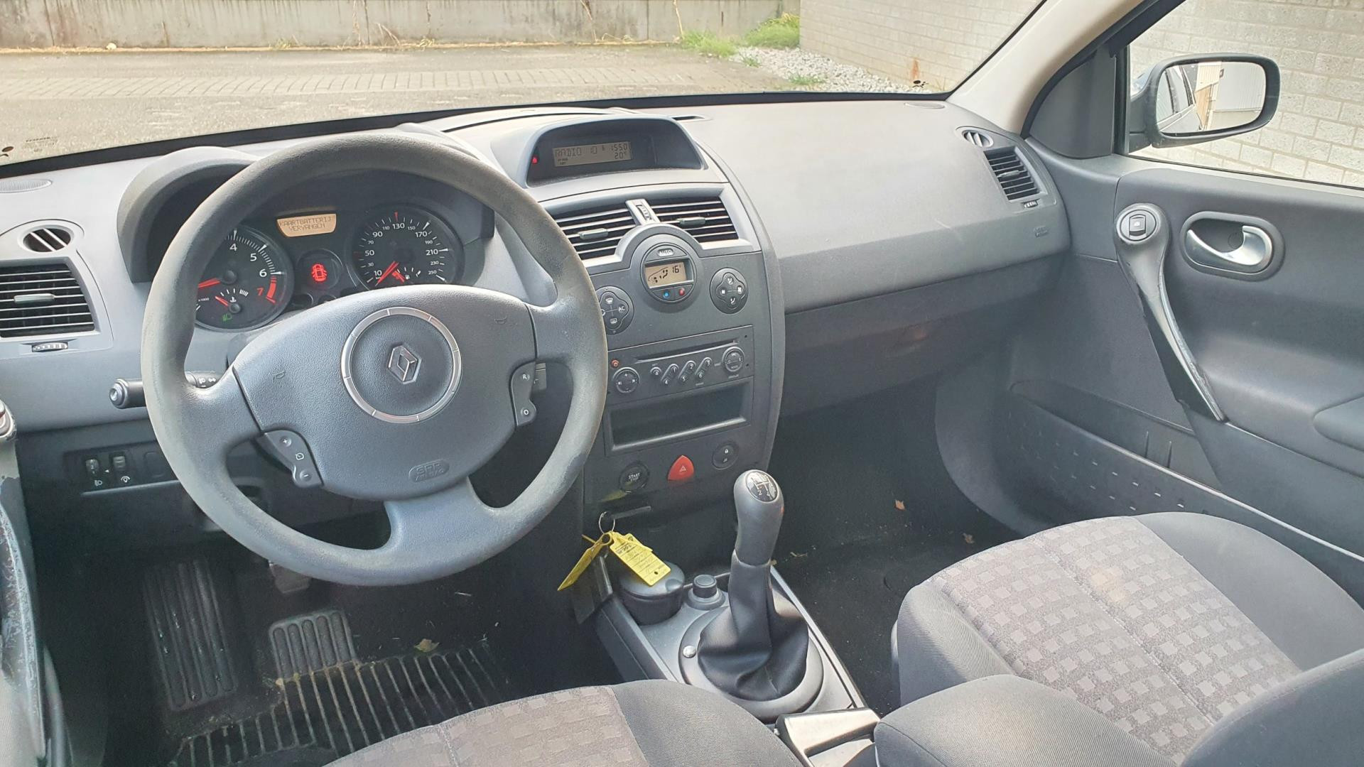 renault-megane-image6.jpg