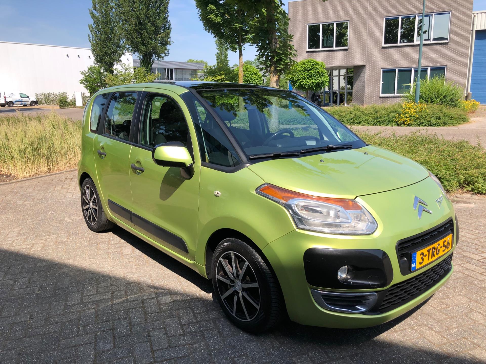 citroen-c3-picasso-image2.jpg