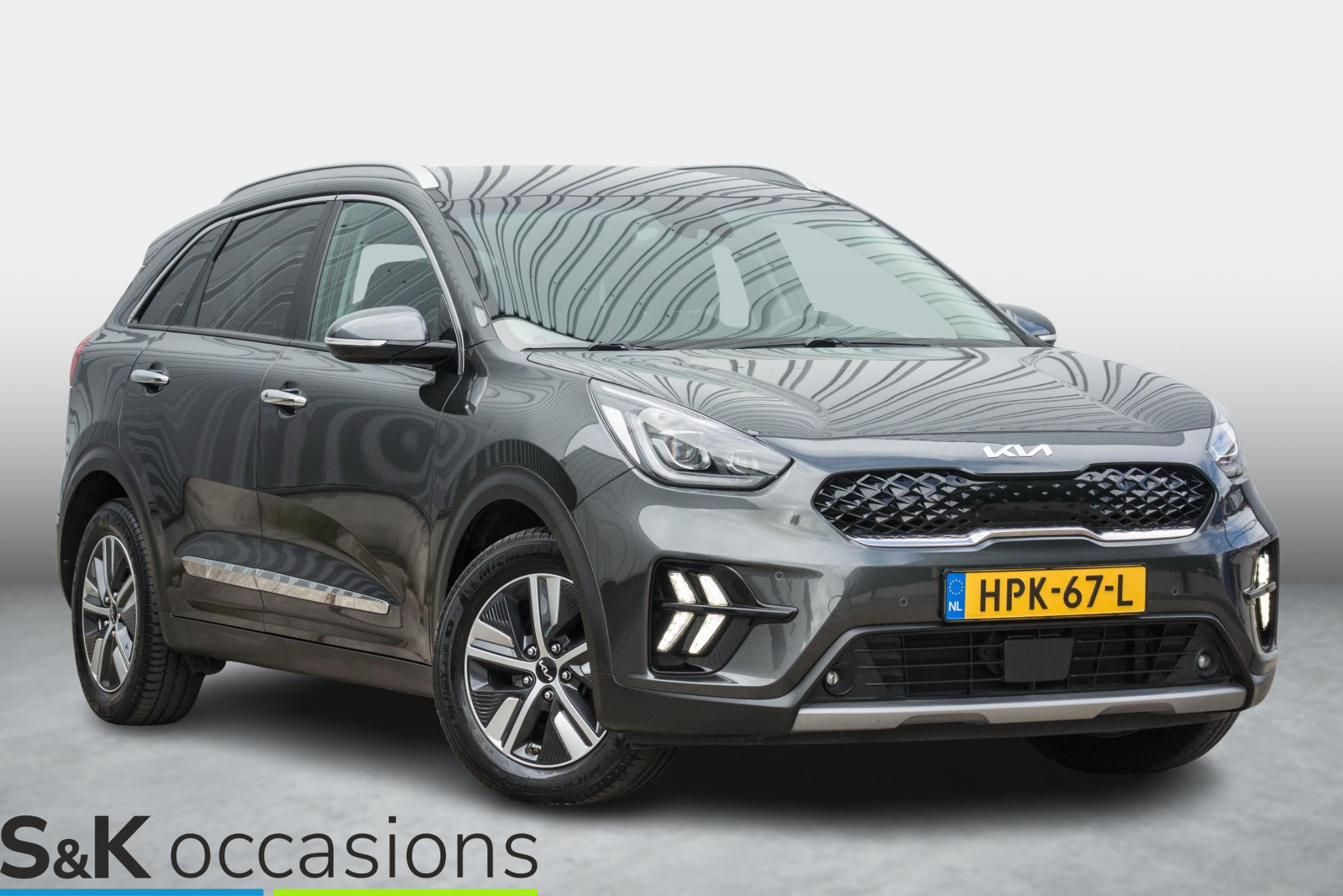 681118216/kia-niro-image1.jpg