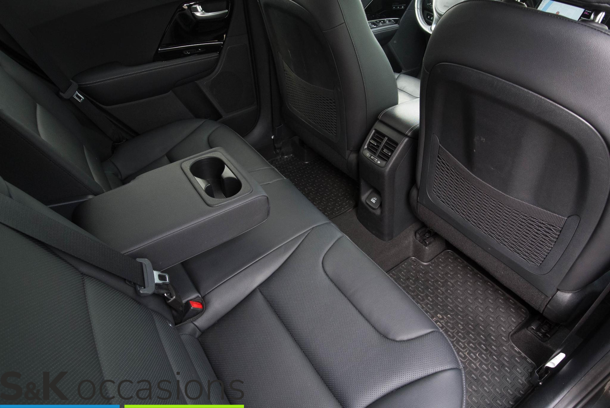 kia-niro-image5.jpg