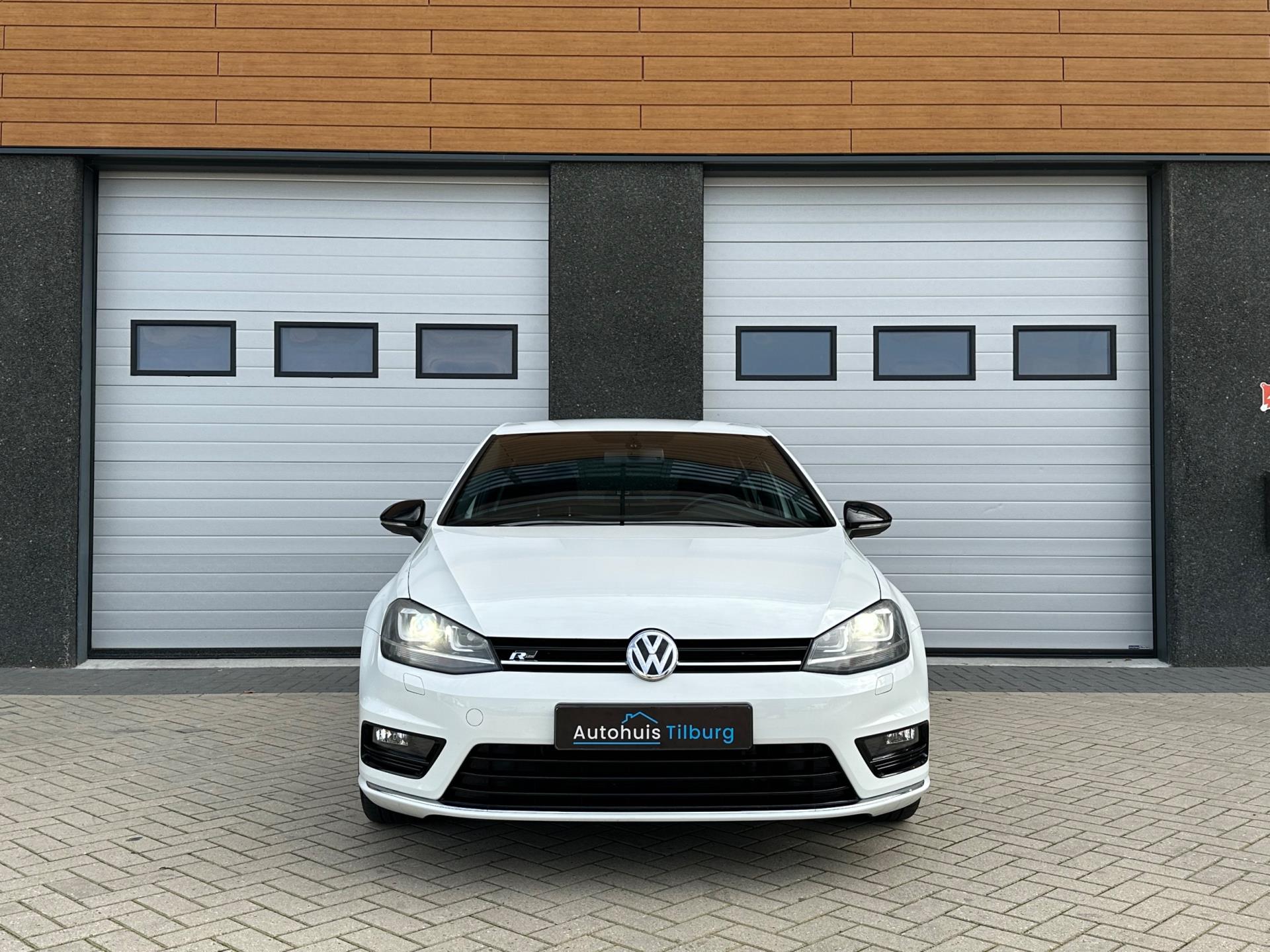 volkswagen-golf-image2.jpg