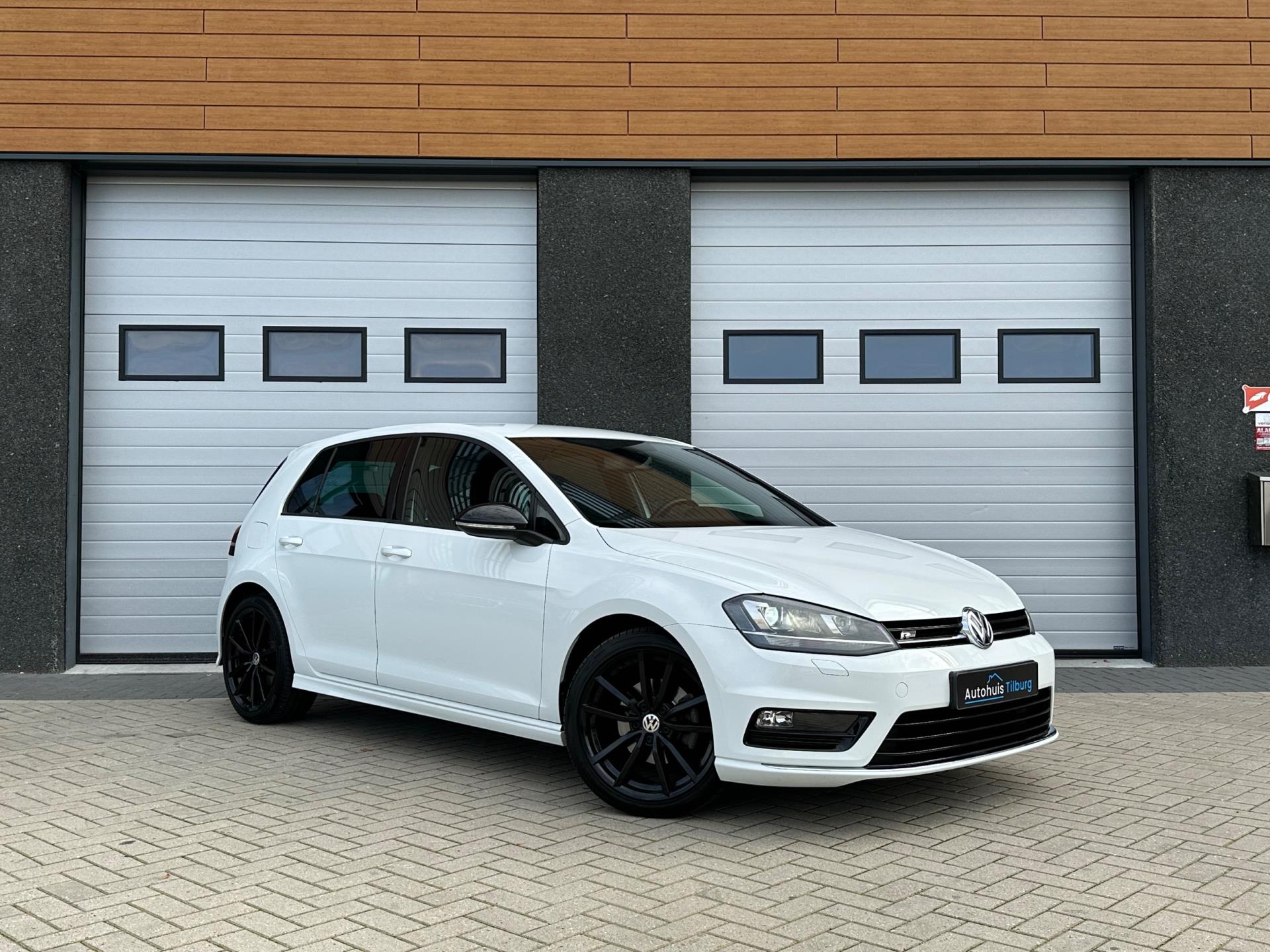 volkswagen-golf-image3.jpg