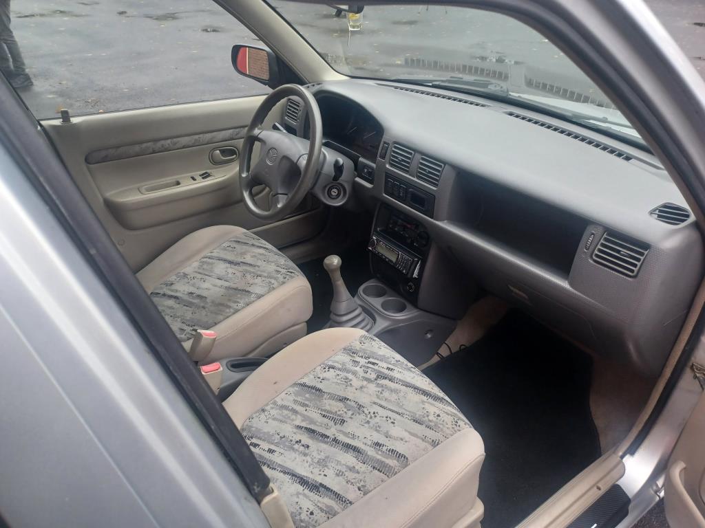 mazda-demio-image8.jpg