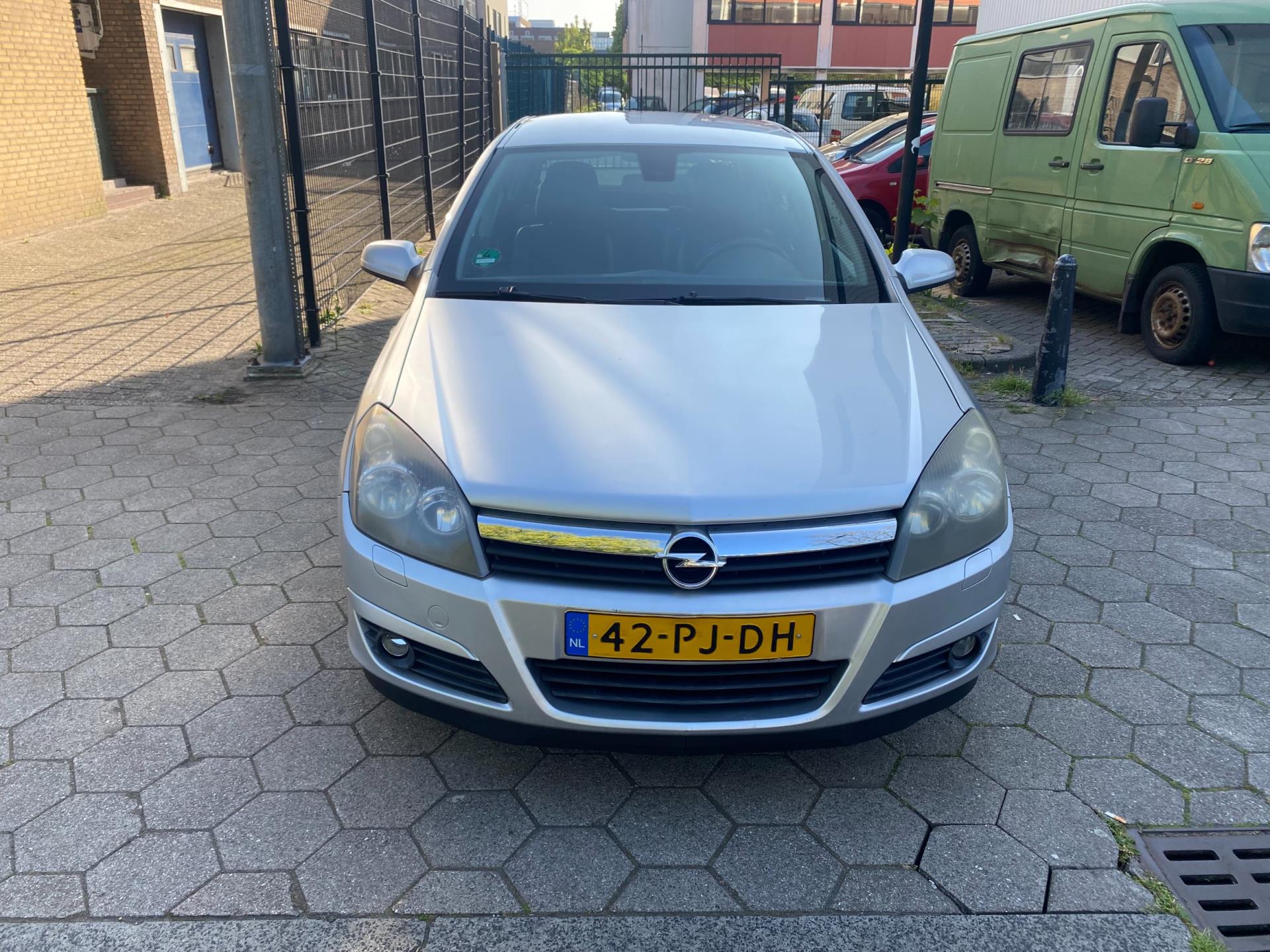 opel-astra-image2.jpg