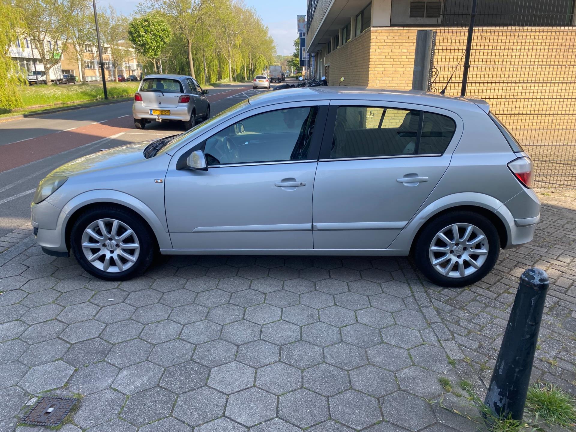 opel-astra-image4.jpg