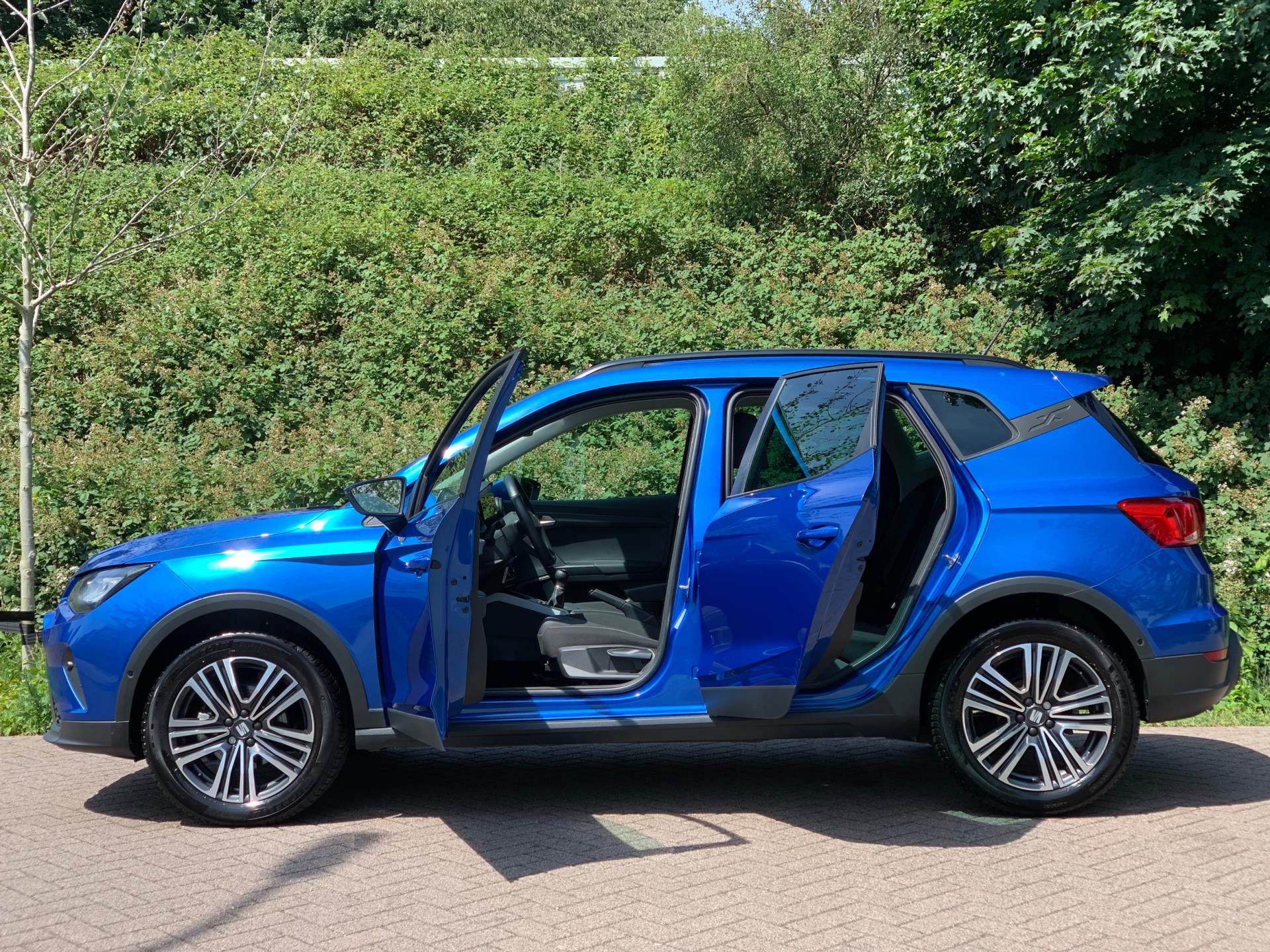 seat-arona-image7.jpg