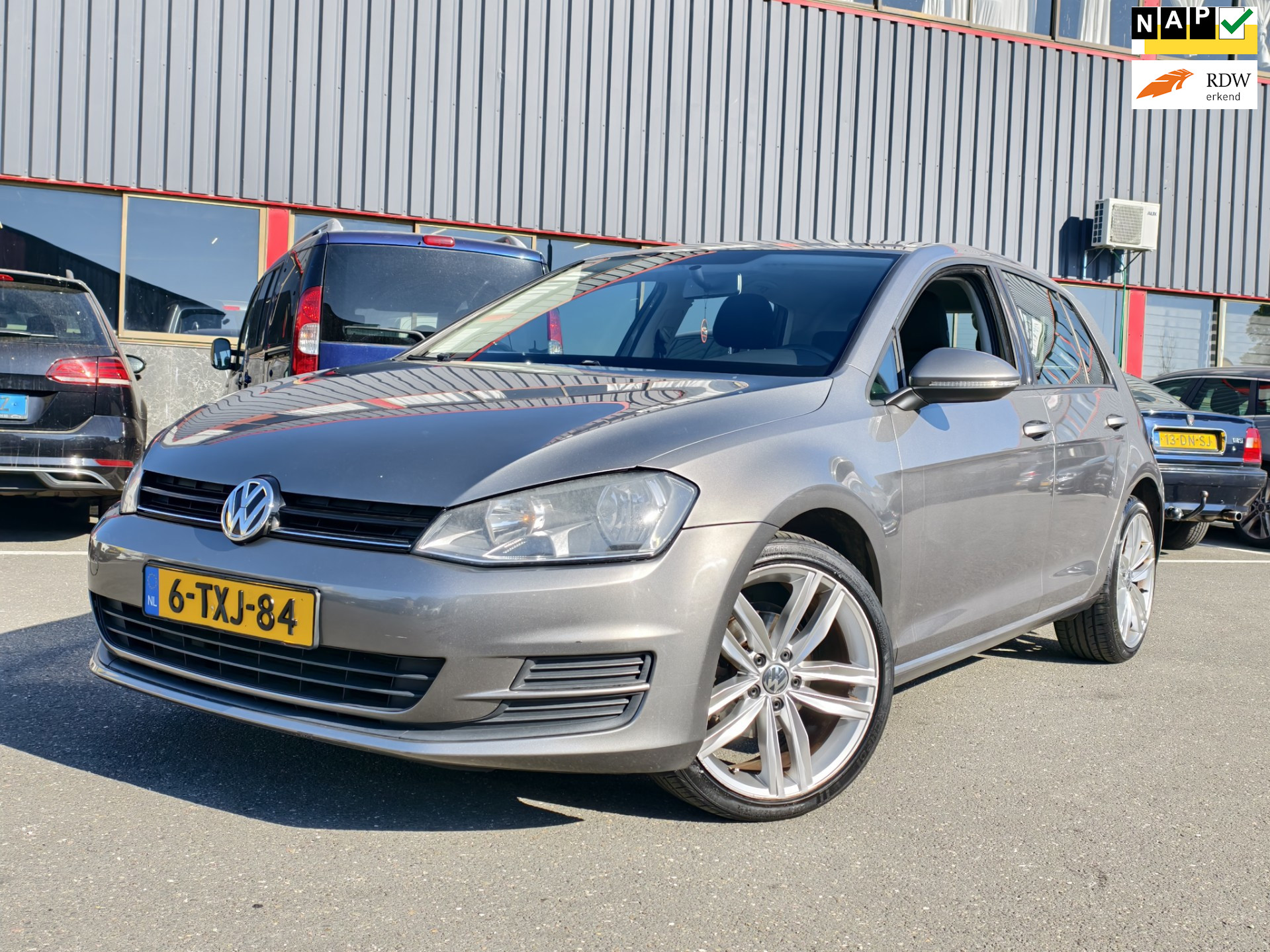 690791523/volkswagen-golf-image1.jpg