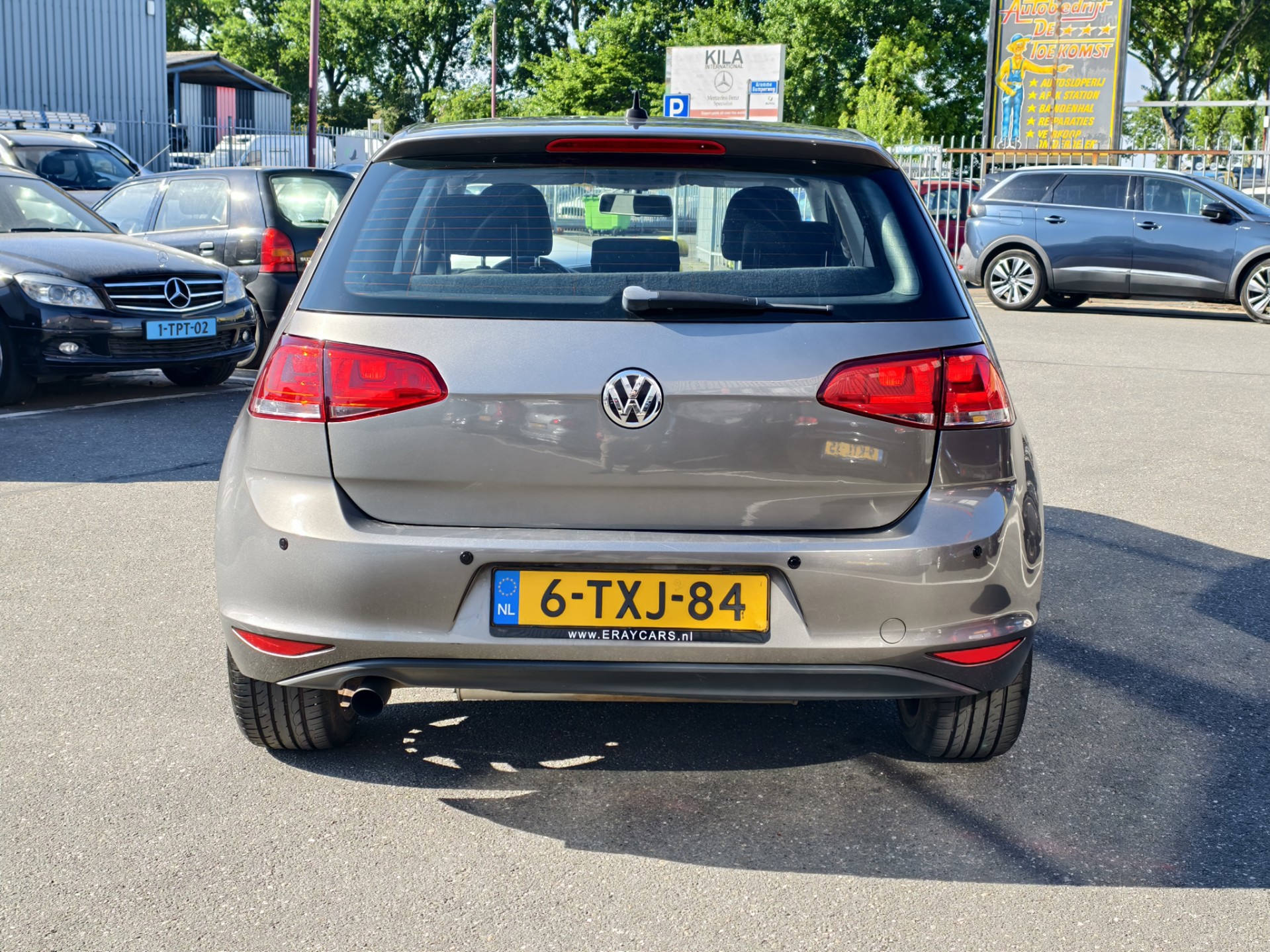 volkswagen-golf-image7.jpg