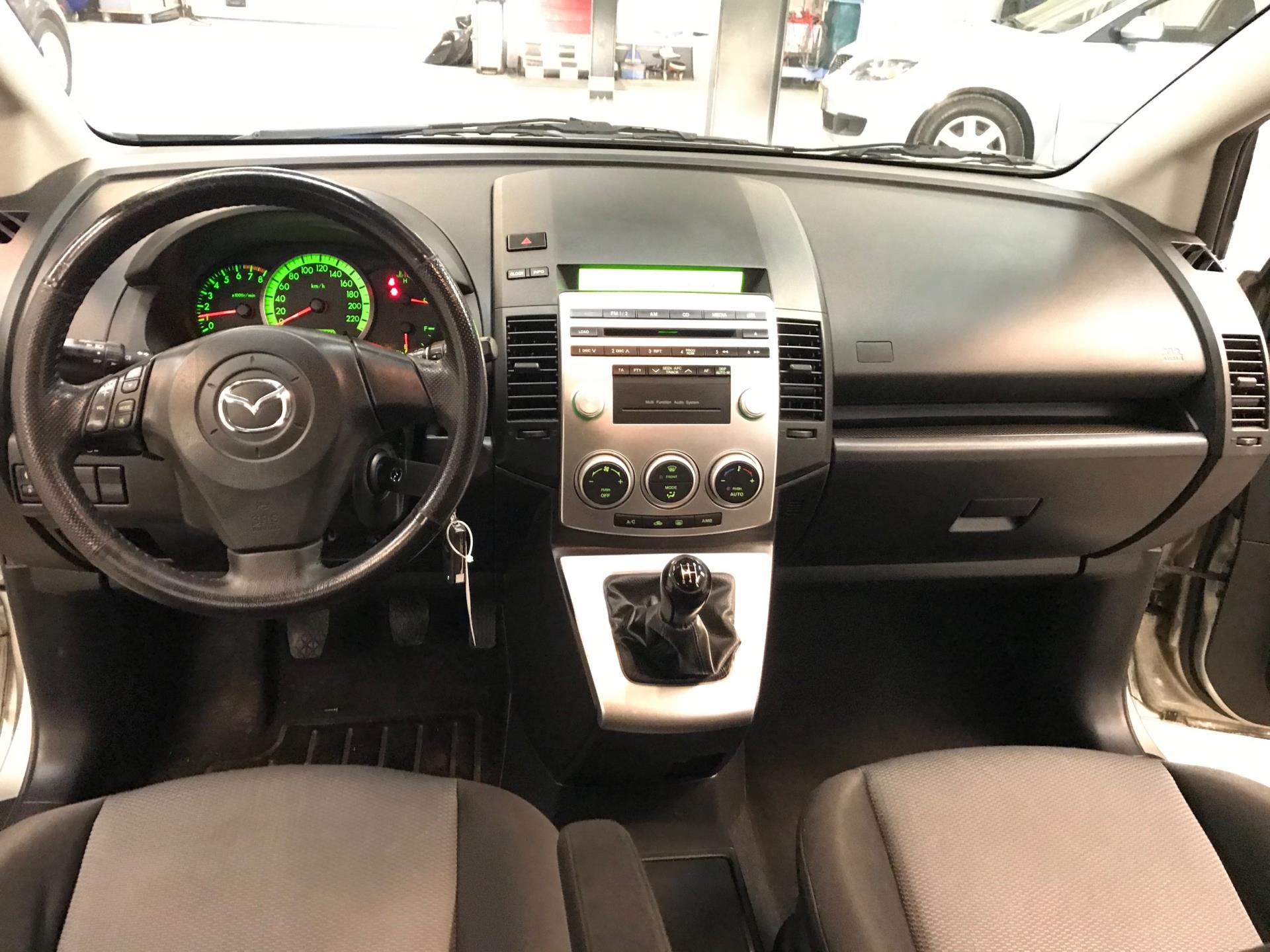 mazda-5-image8.jpg