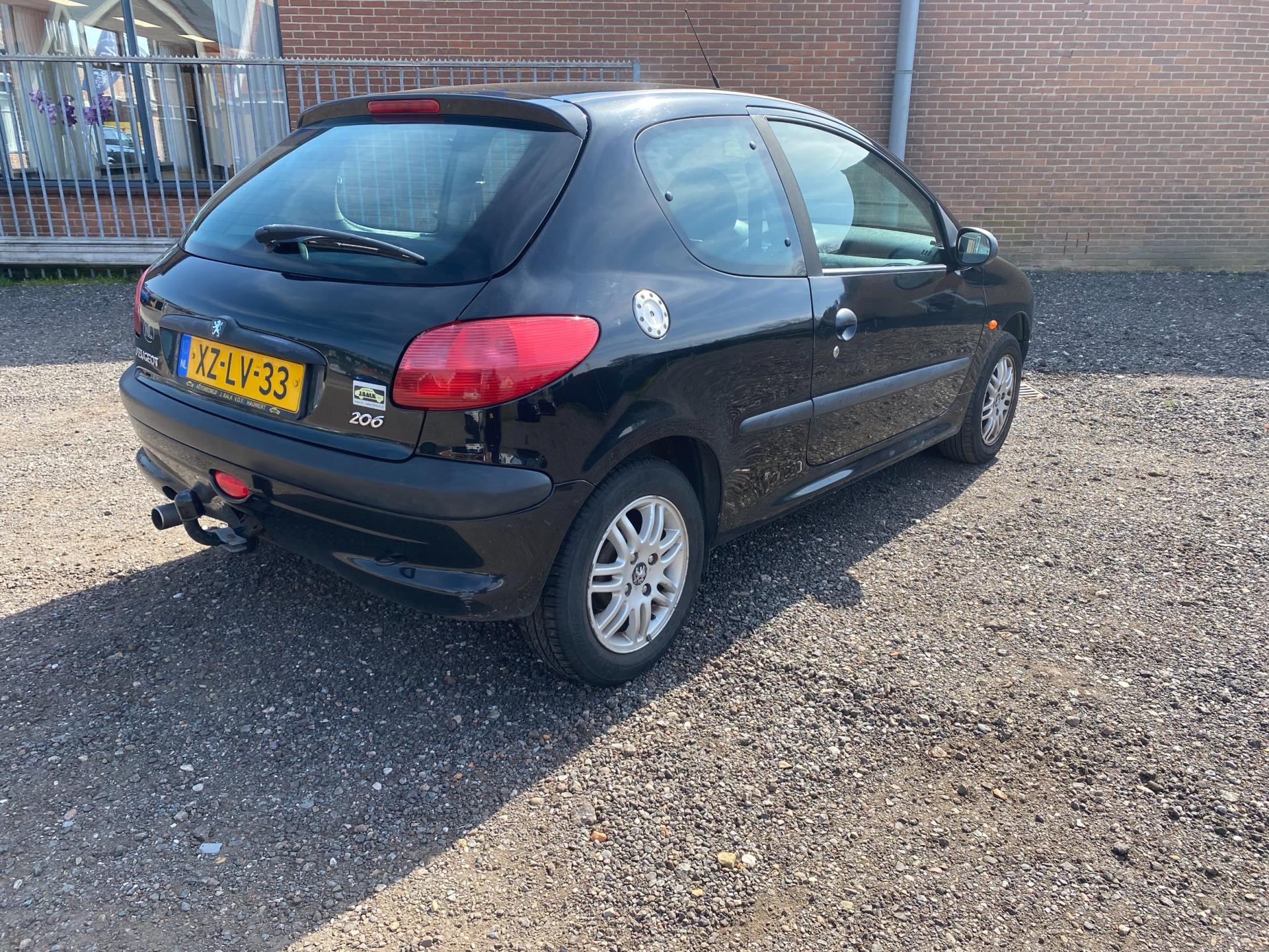 peugeot-206-image5.jpg