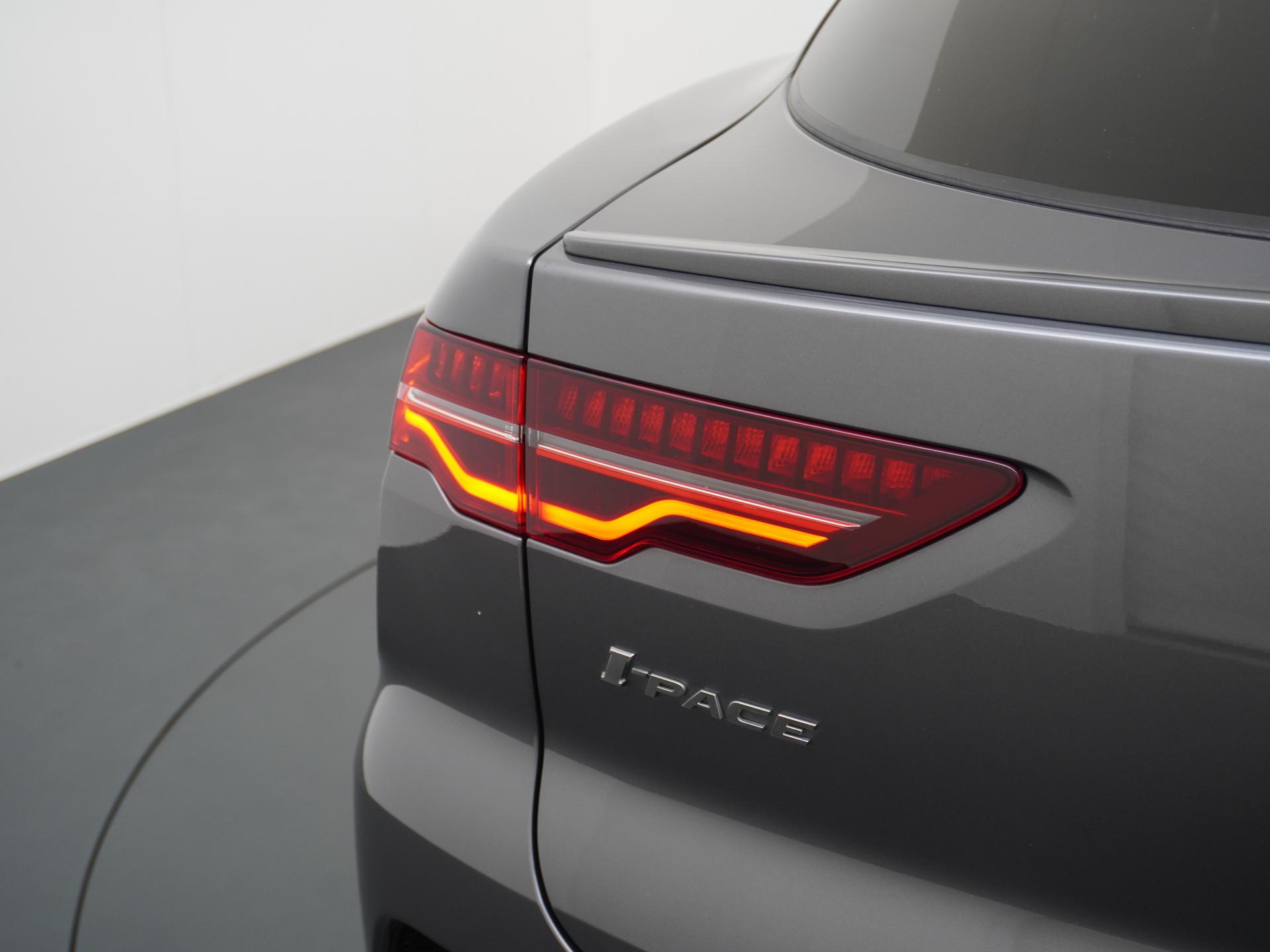 jaguar-i-pace-image9.jpg