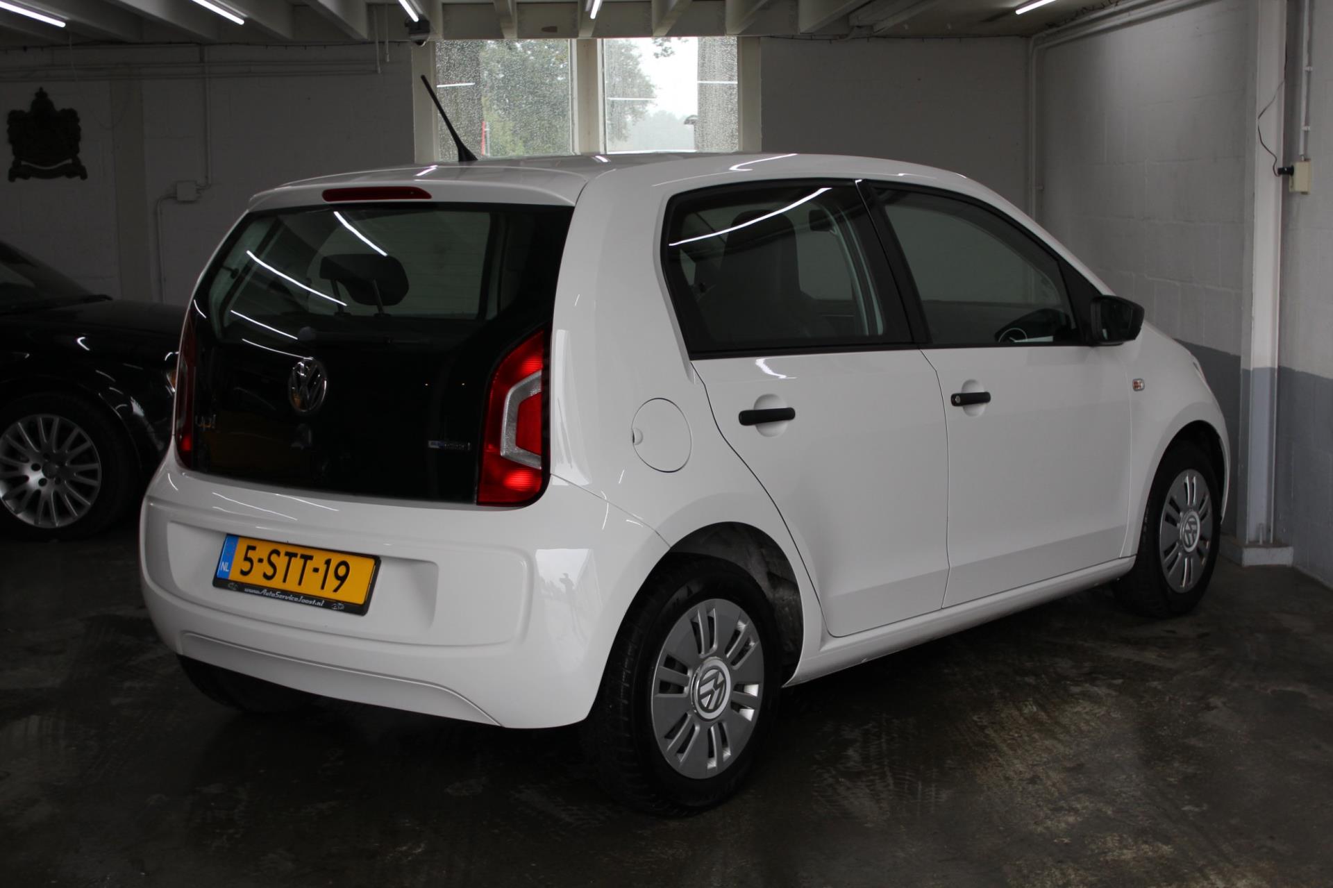 volkswagen-up!-image10.jpg