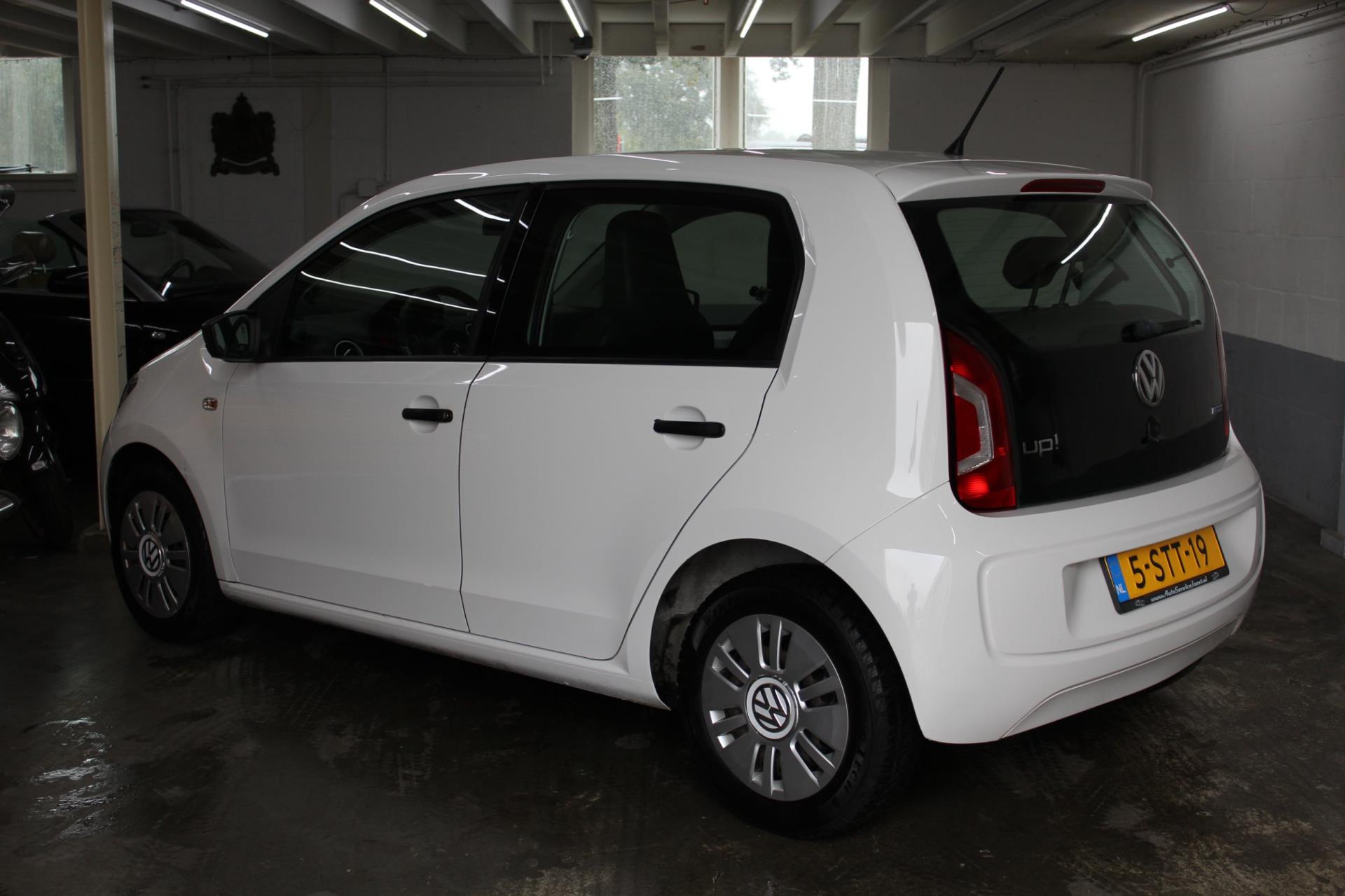 volkswagen-up!-image9.jpg
