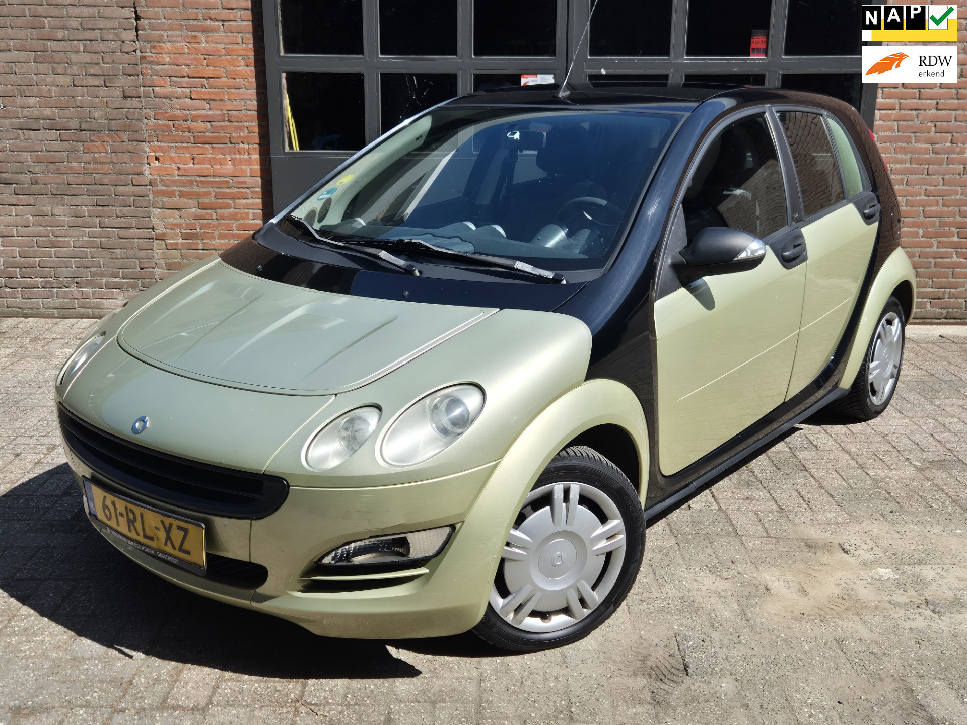 706751086/smart-forfour-image1.jpg