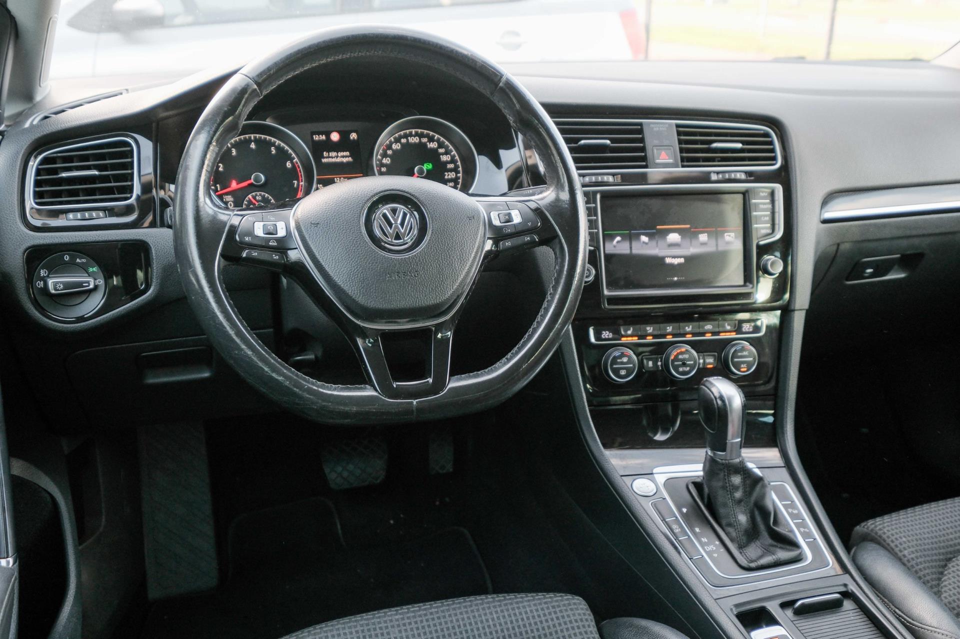 volkswagen-golf-image4.jpg