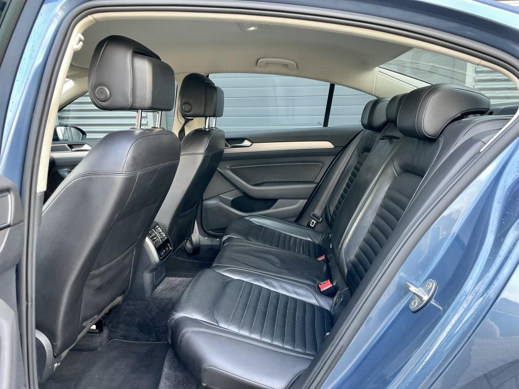 volkswagen-passat-image10.jpg