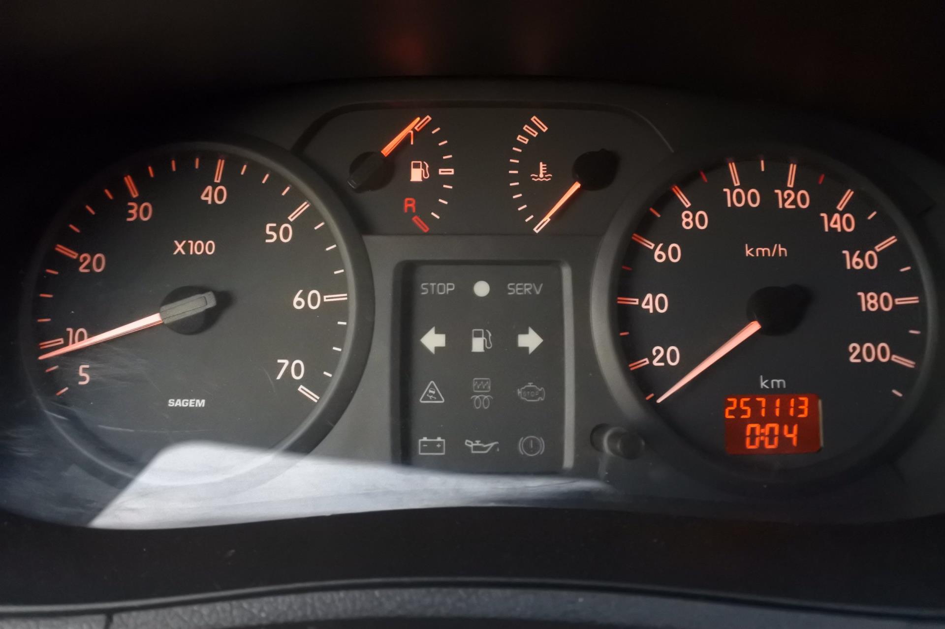 nissan-kubistar-image8.jpg